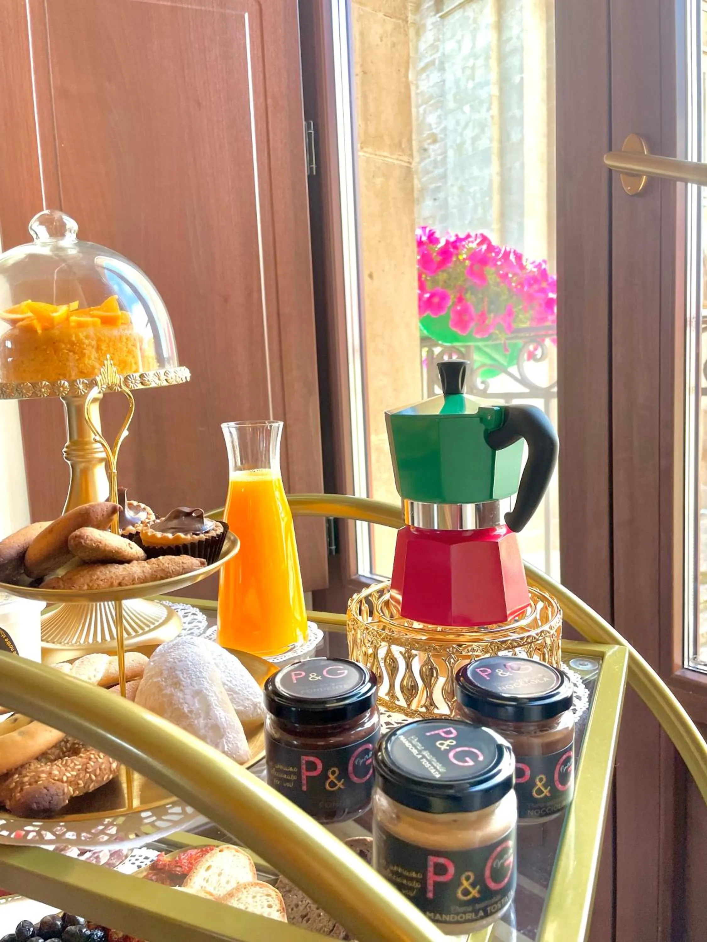 Food and drinks in Dimora del Duomo