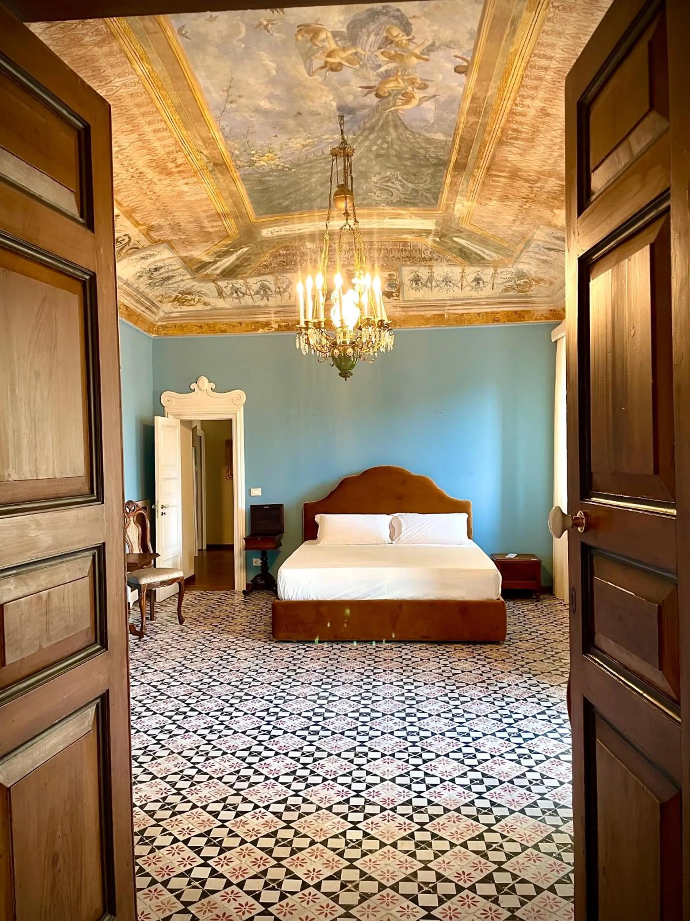Photo of the whole room, Bed in Dimora del Duomo