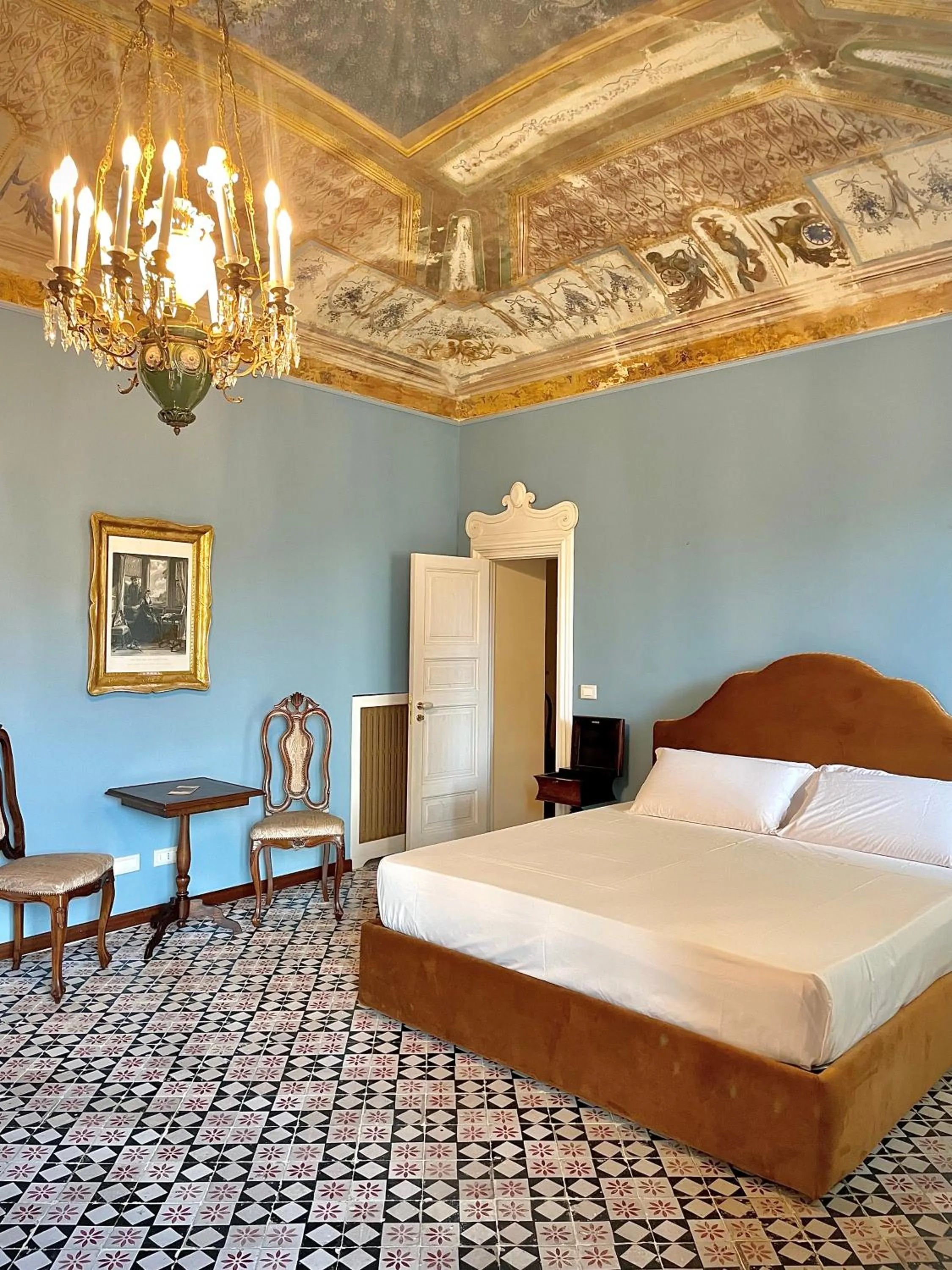 Photo of the whole room, Bed in Dimora del Duomo