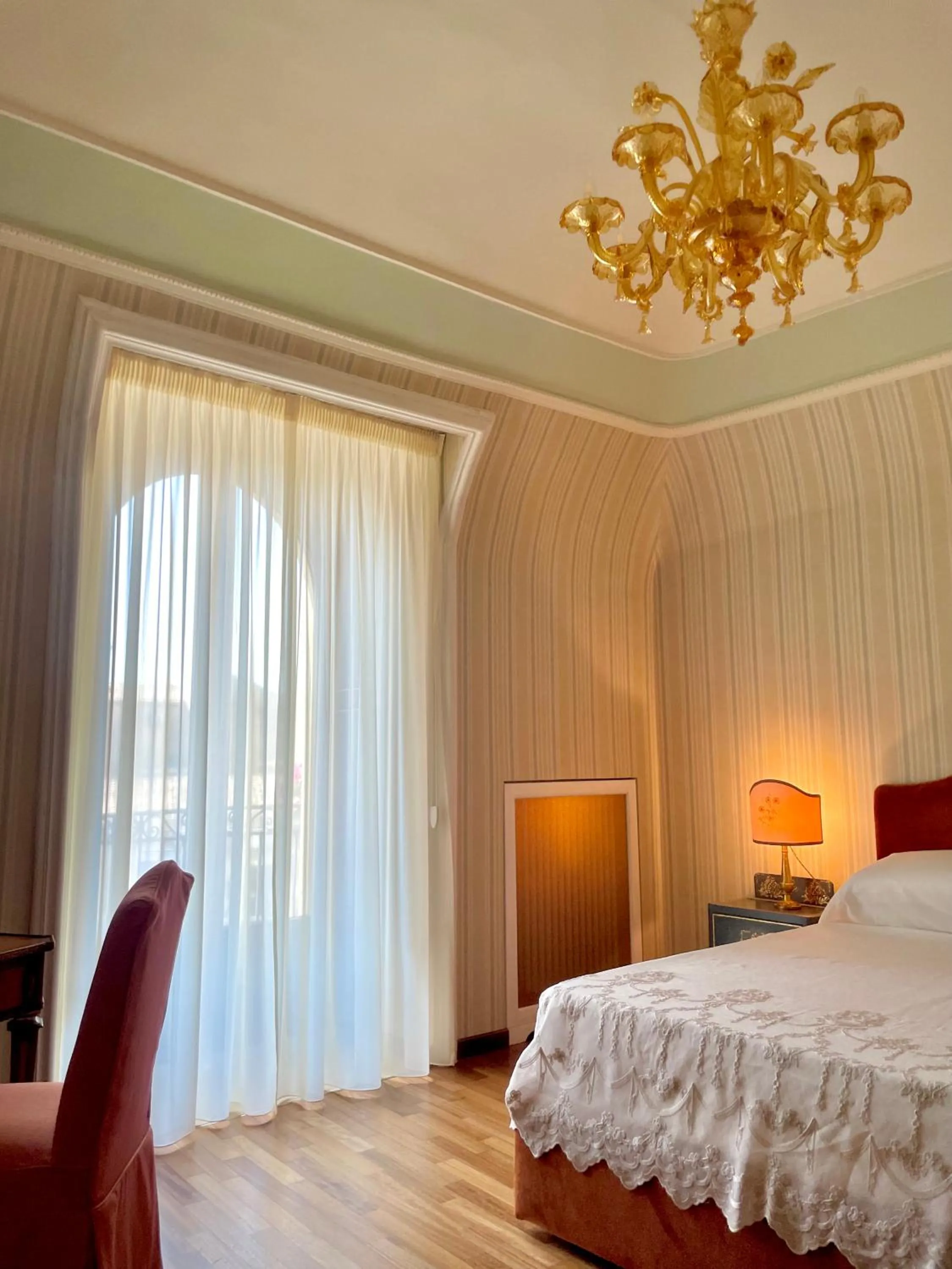 Photo of the whole room, Bed in Dimora del Duomo