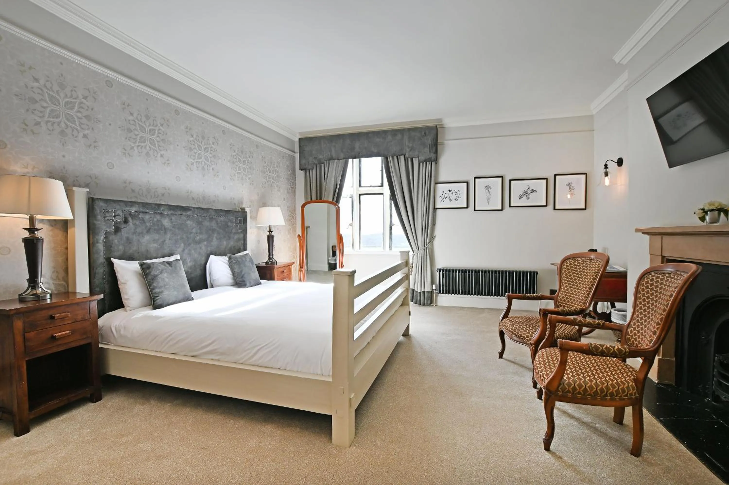 Bedroom, Bed in Stanton Manor Hotel