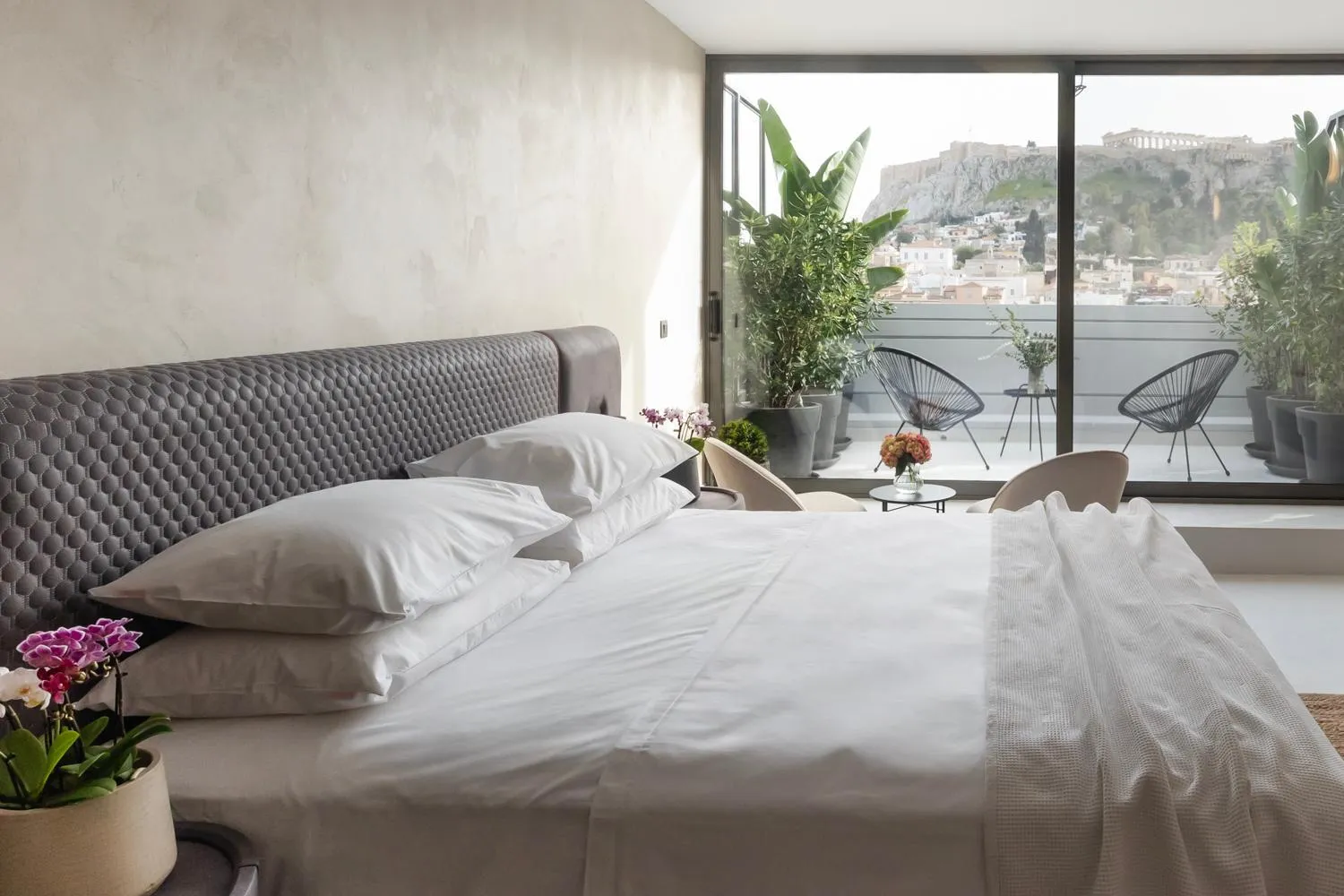 Bed in Regal Hotel Mitropoleos