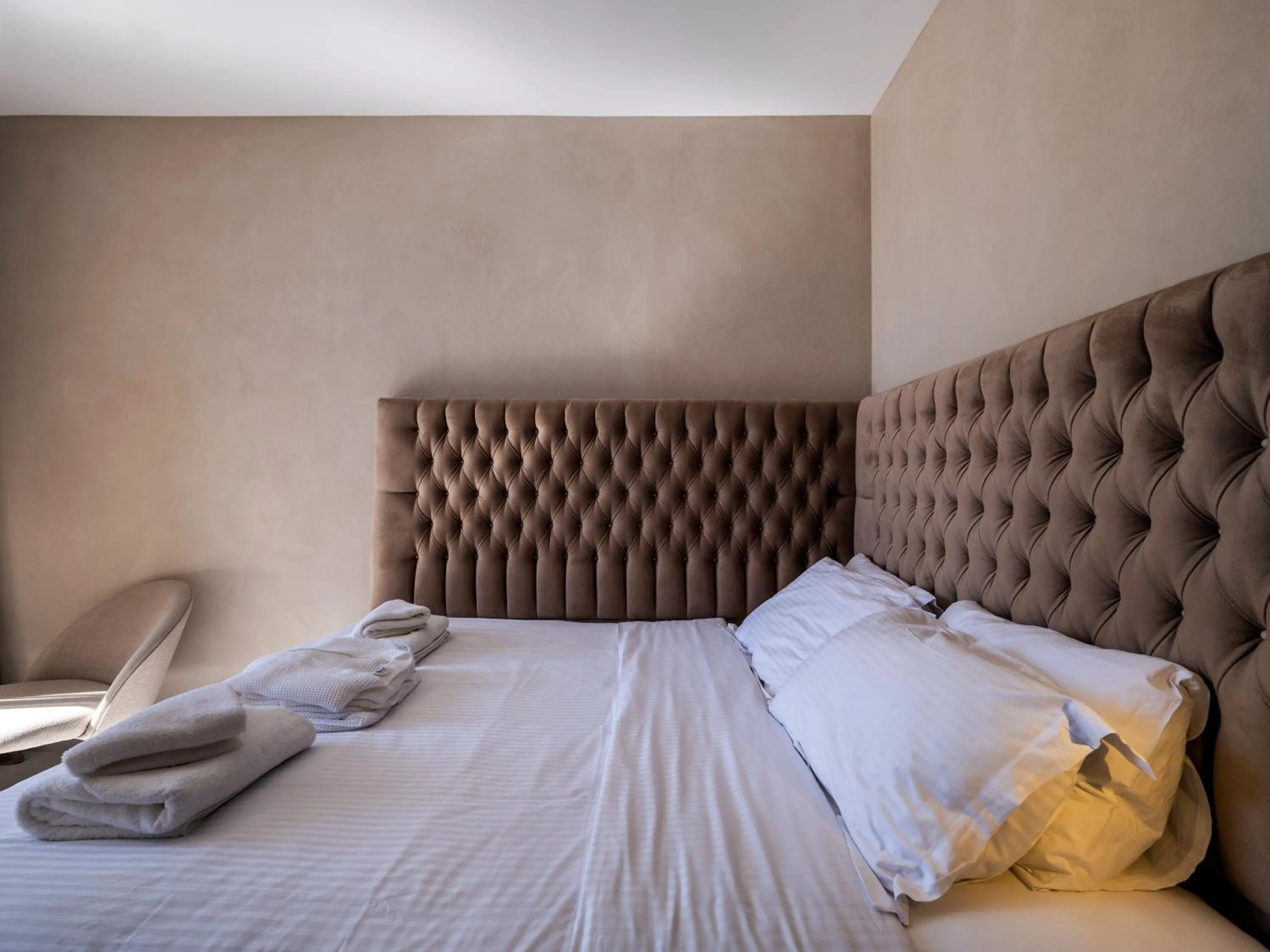 Bed in Regal Hotel Mitropoleos