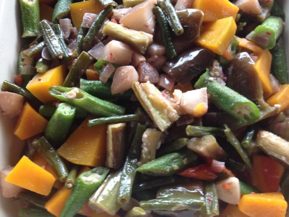 Food in Liwayway sa Bohol Pamilacan Resort