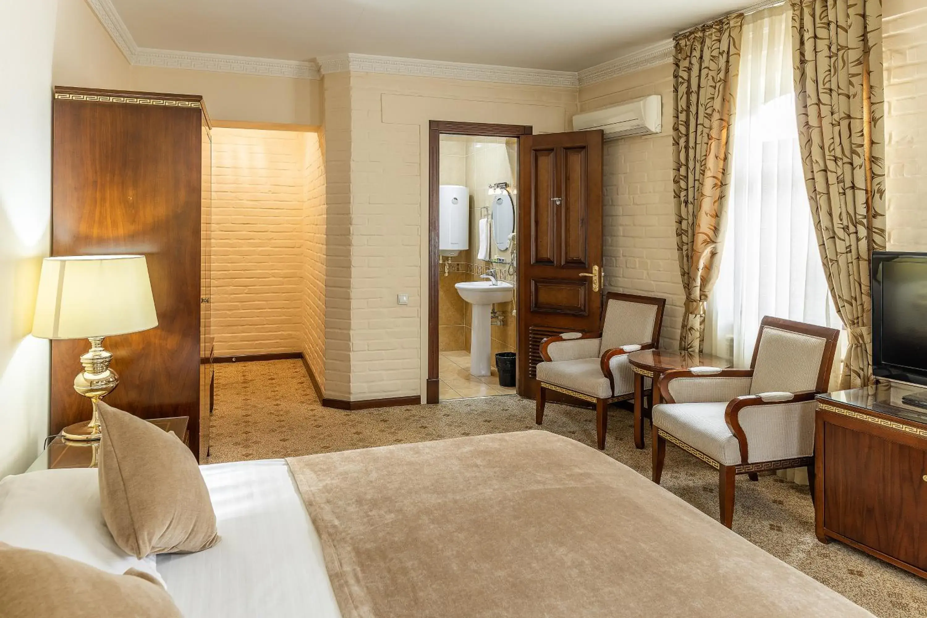 Bed in SAMIR HOTEL Bed in SAMIR HOTEL