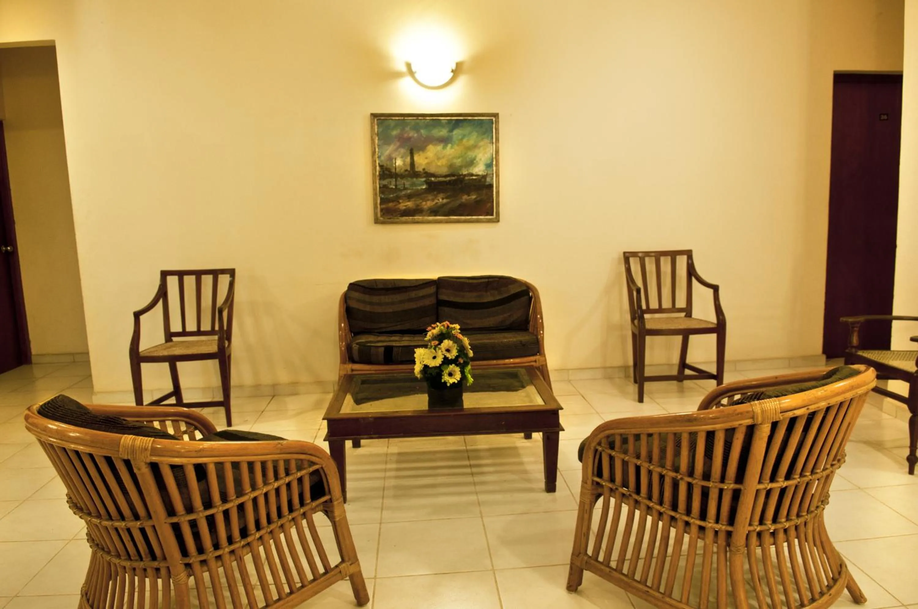 Communal lounge/ TV room in Hotel Sunflower