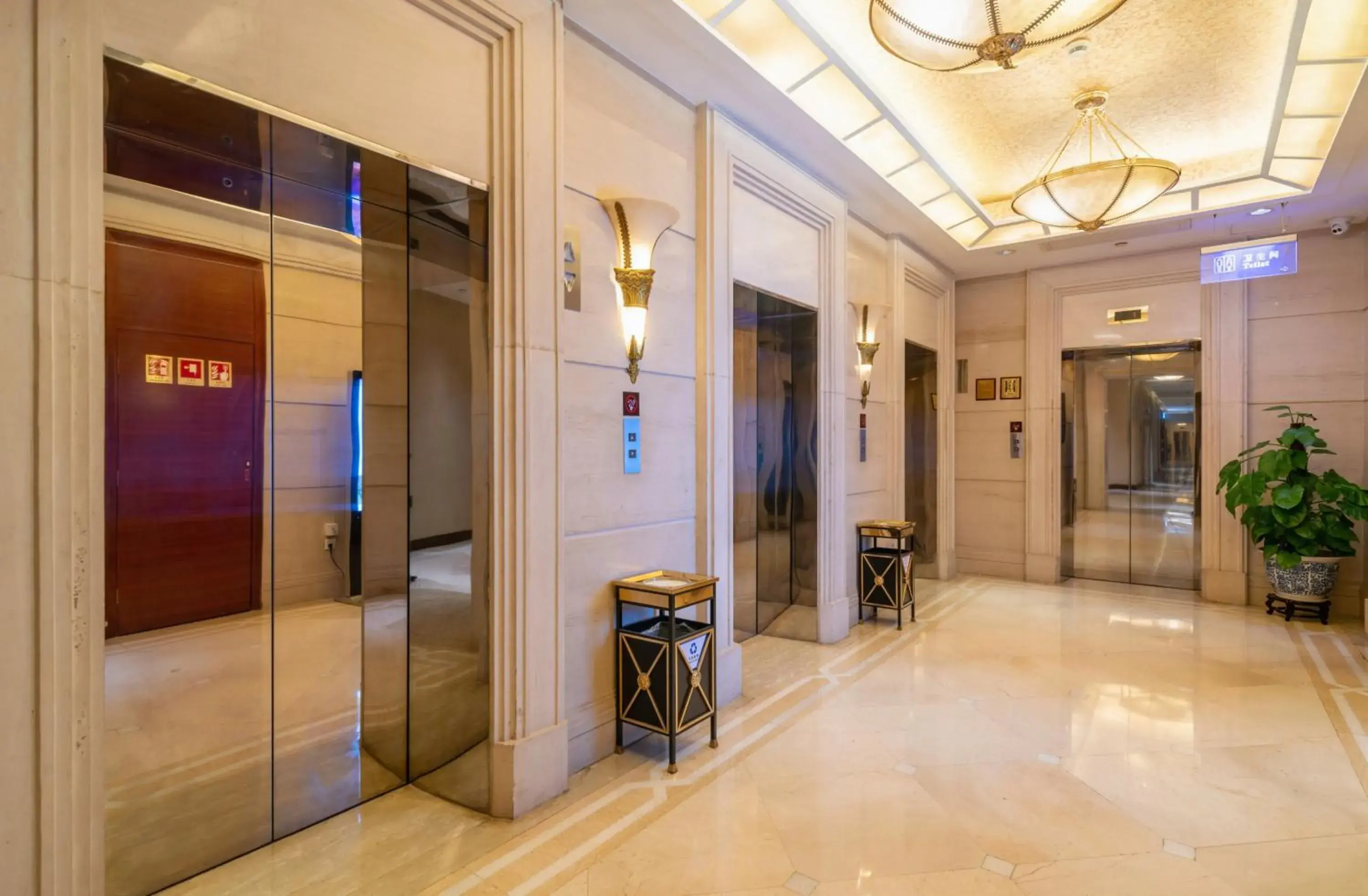 Lobby or reception in C&D Hotel Quanzhou Lobby or reception in C&D Hotel Quanzhou