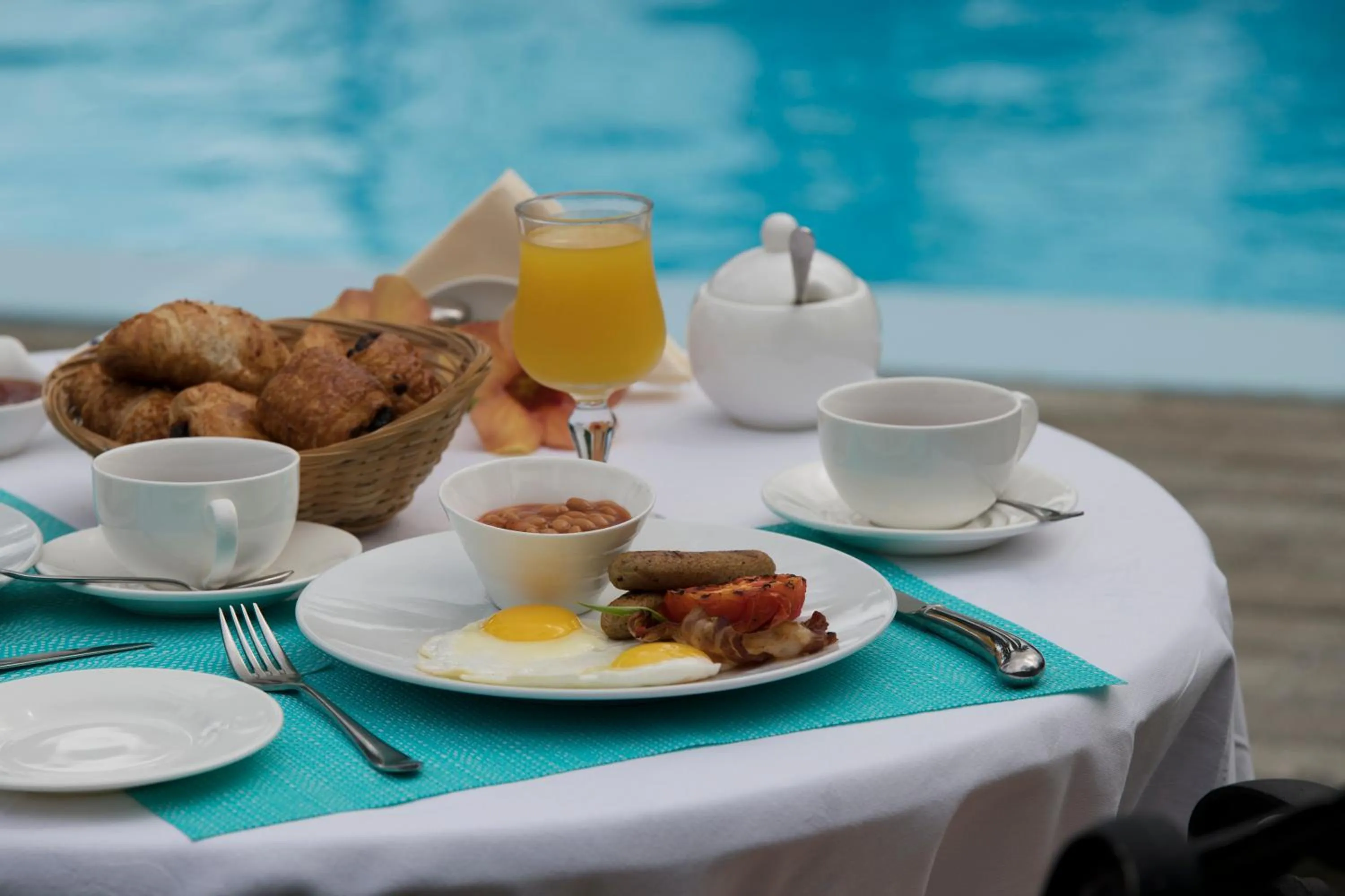 Breakfast in Auberge d'Anse Boileau & Restaurant Chez Plume