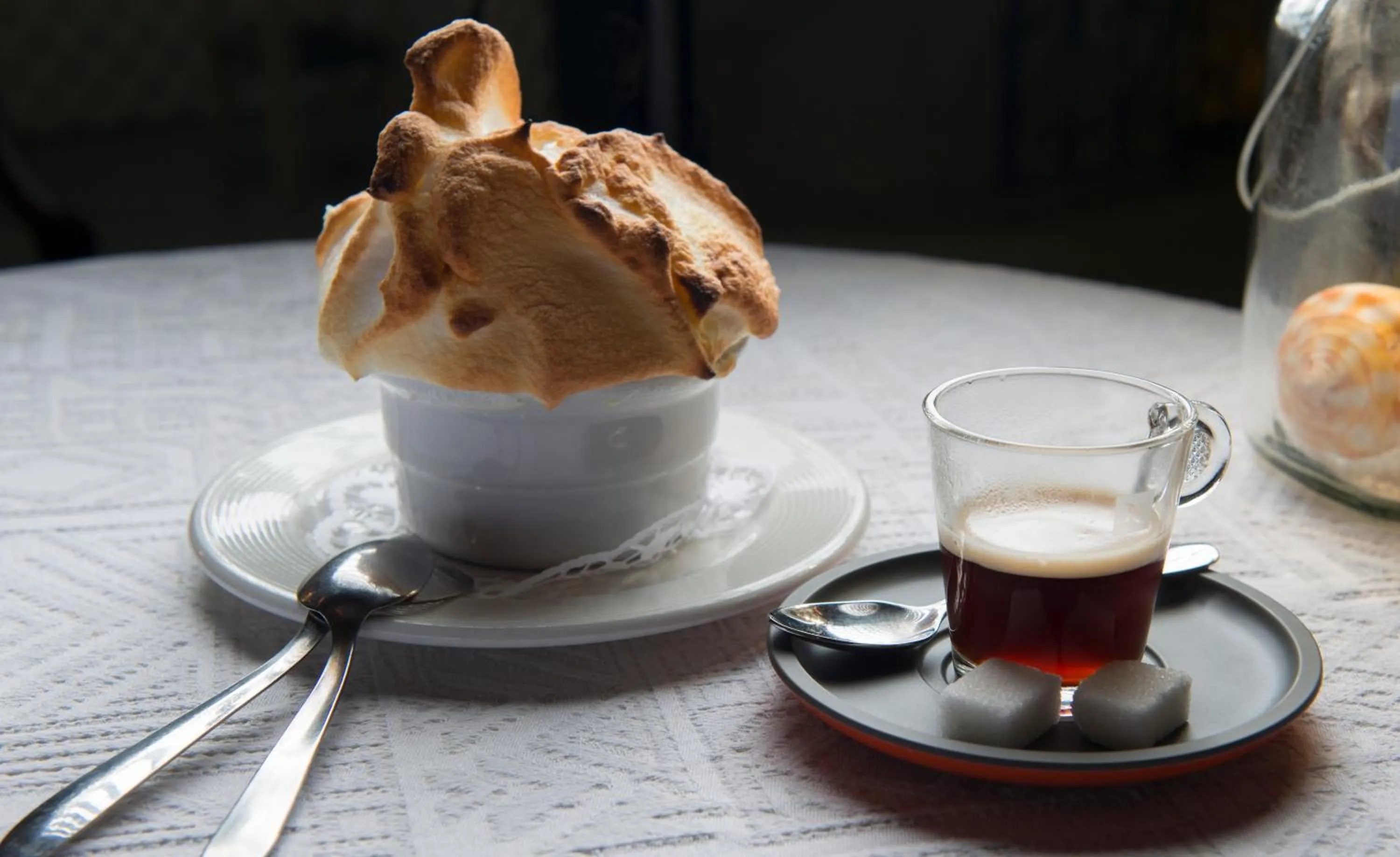 Food and drinks in Auberge d'Anse Boileau & Restaurant Chez Plume