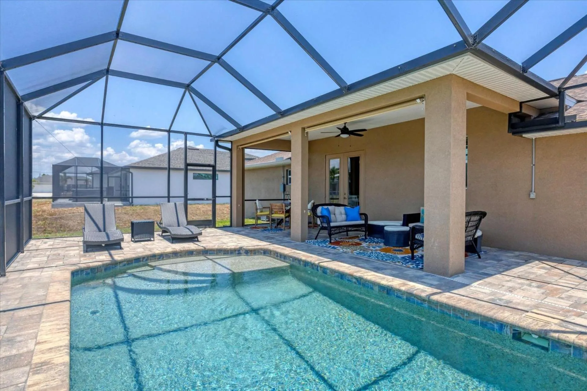 Patio in 10333 Monticello Dr
