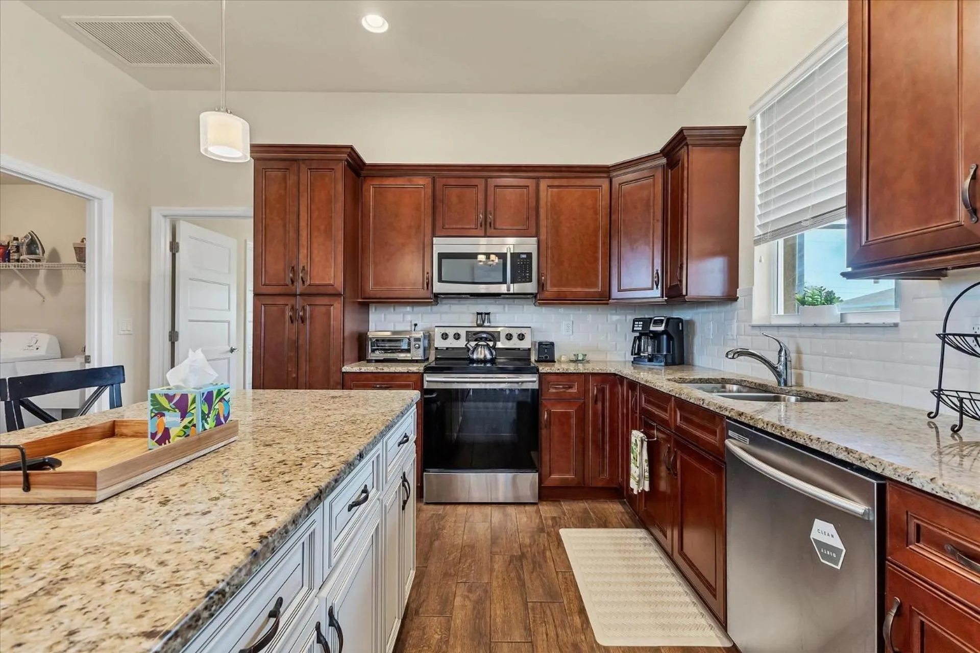 10333 Monticello Dr