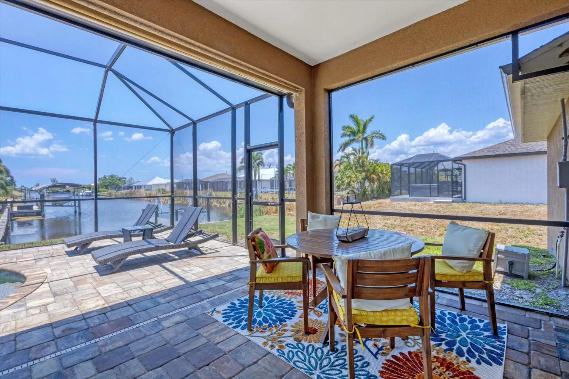 Patio in 10333 Monticello Dr
