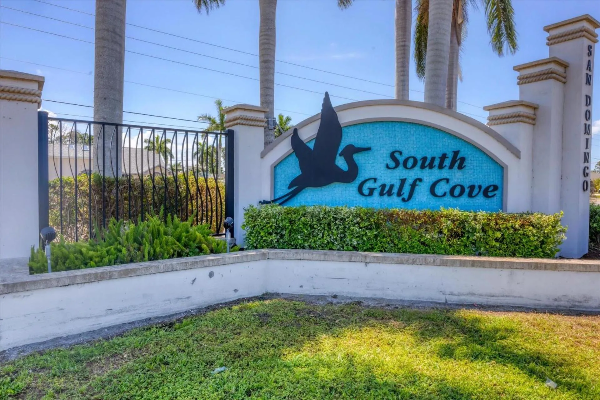 Property logo or sign in 10333 Monticello Dr