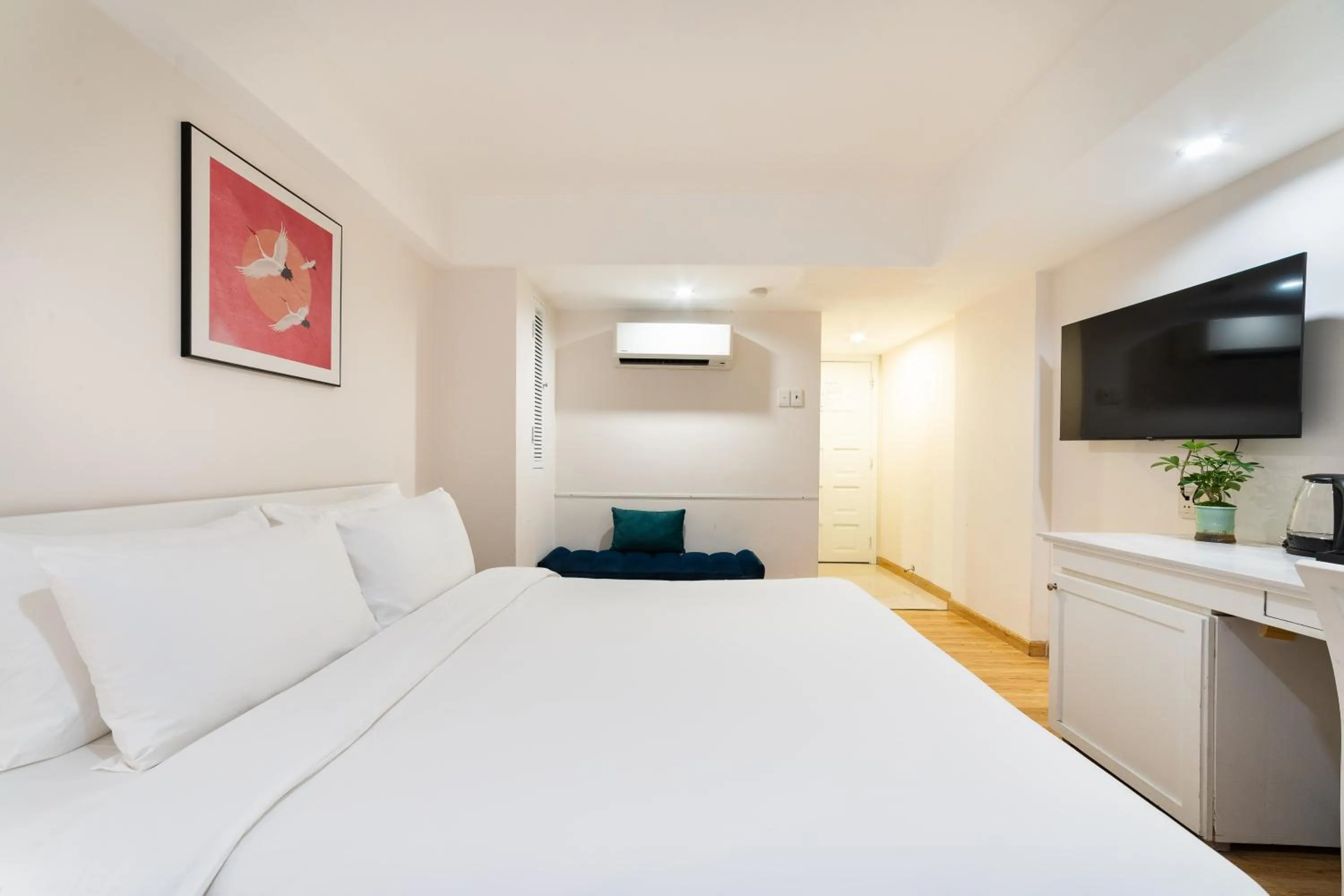 Bed in Nicecy NganHa Hotel