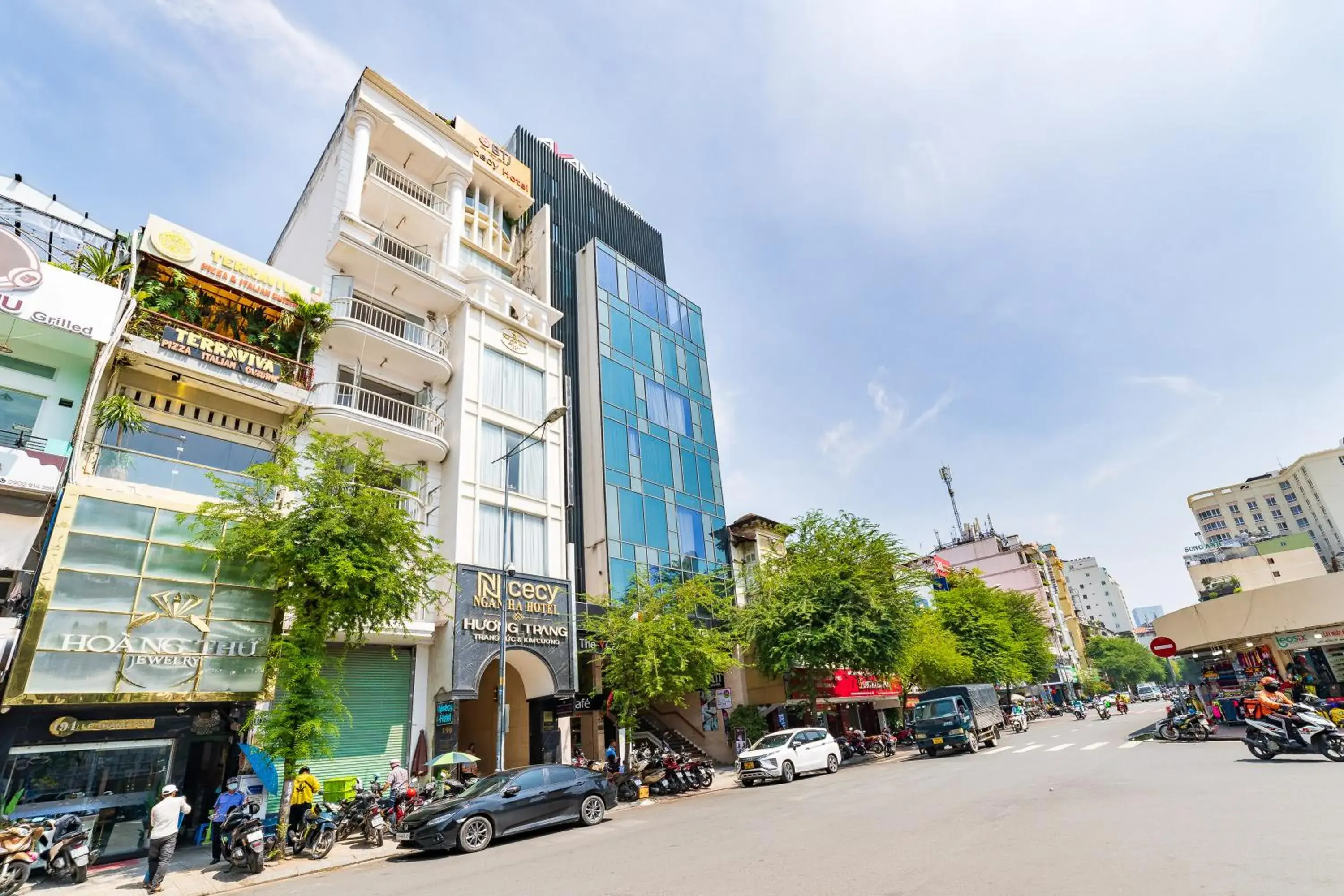 Property building in Nicecy NganHa Hotel Property building in Nicecy NganHa Hotel