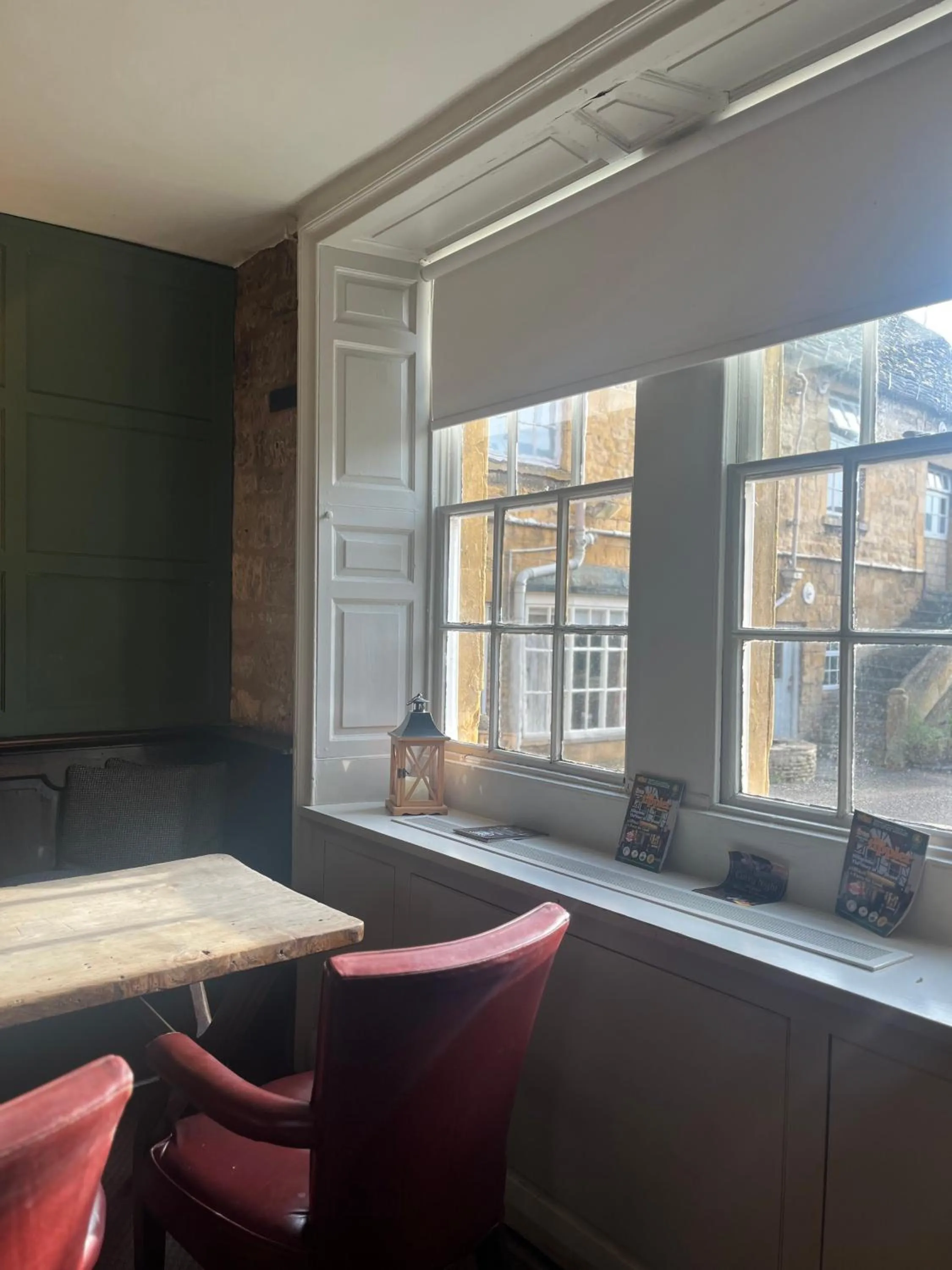 Lounge or bar in Noel Arms - "A Bespoke Hotel"