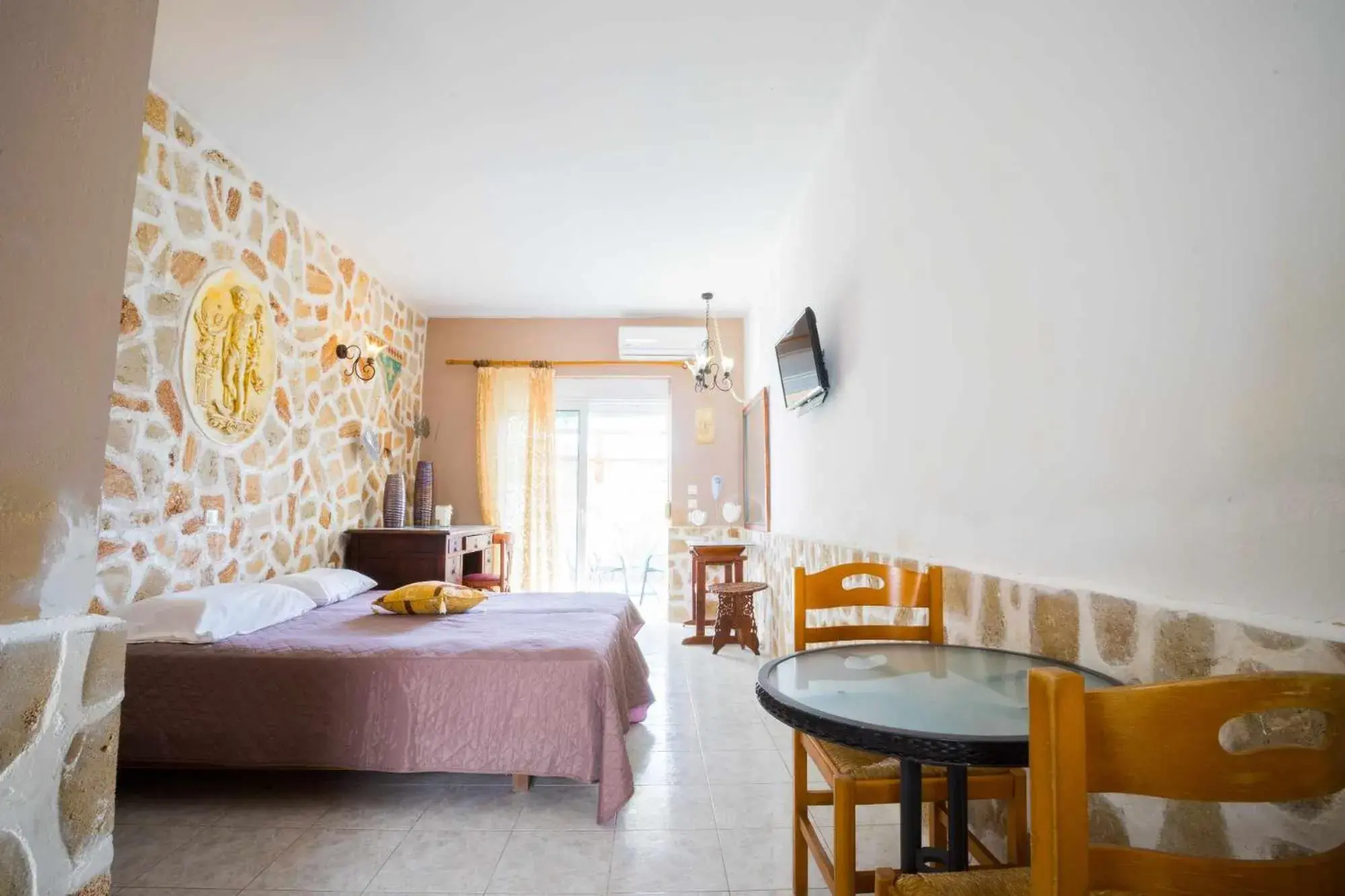 Photo of the whole room in Farkia Exclusive Studios Photo of the whole room in Farkia Exclusive Studios