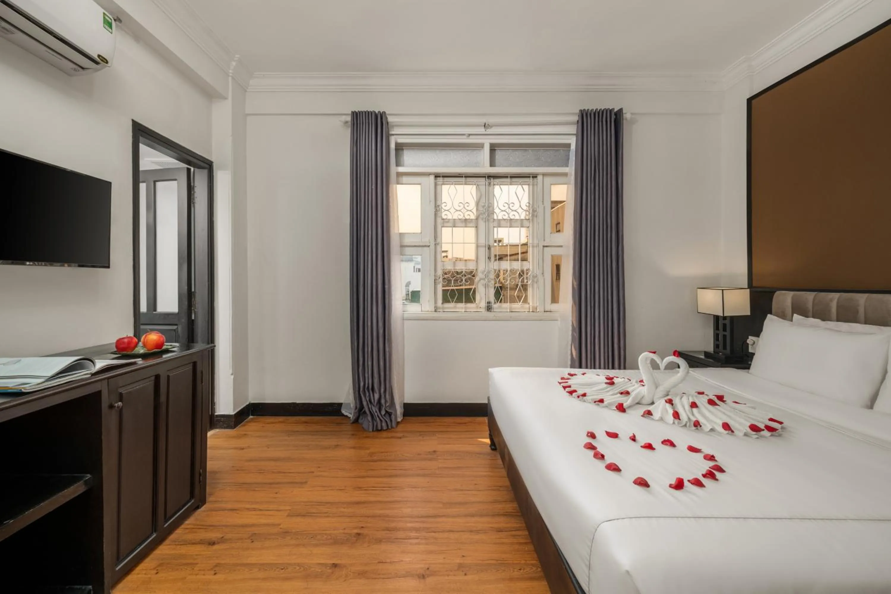 Bedroom, Bed in KLY Boutique Hotel Hue