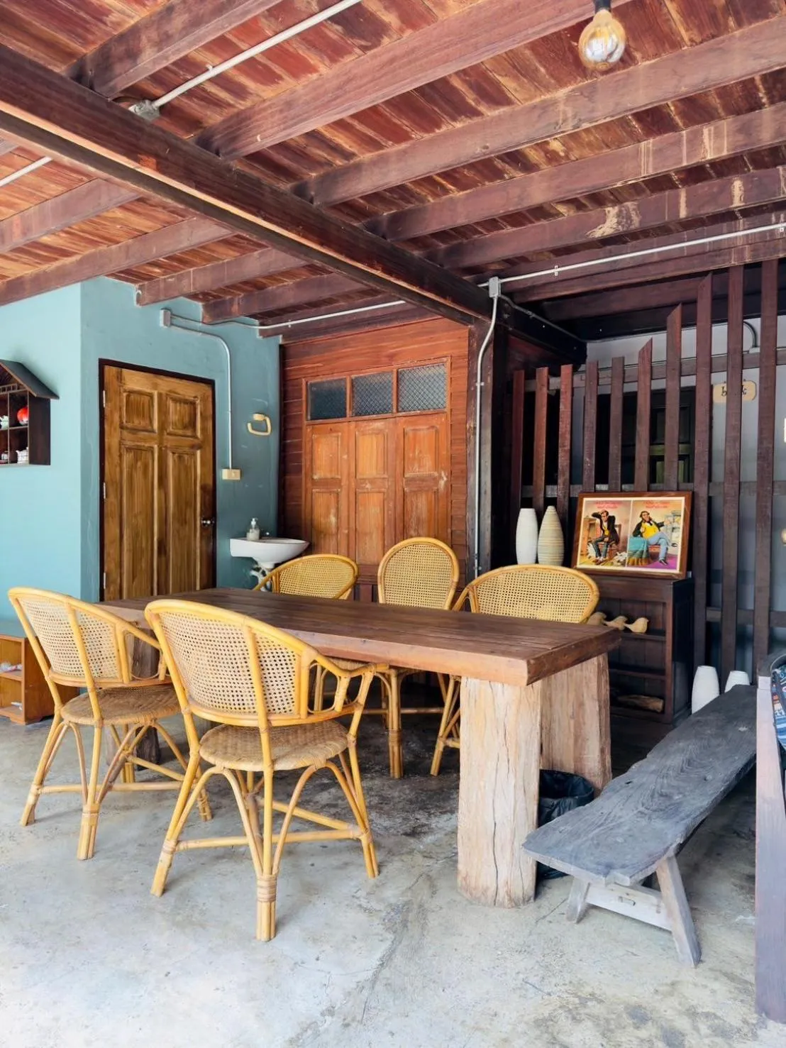 Seating area in Mi Casa Thaphae Chiang Mai