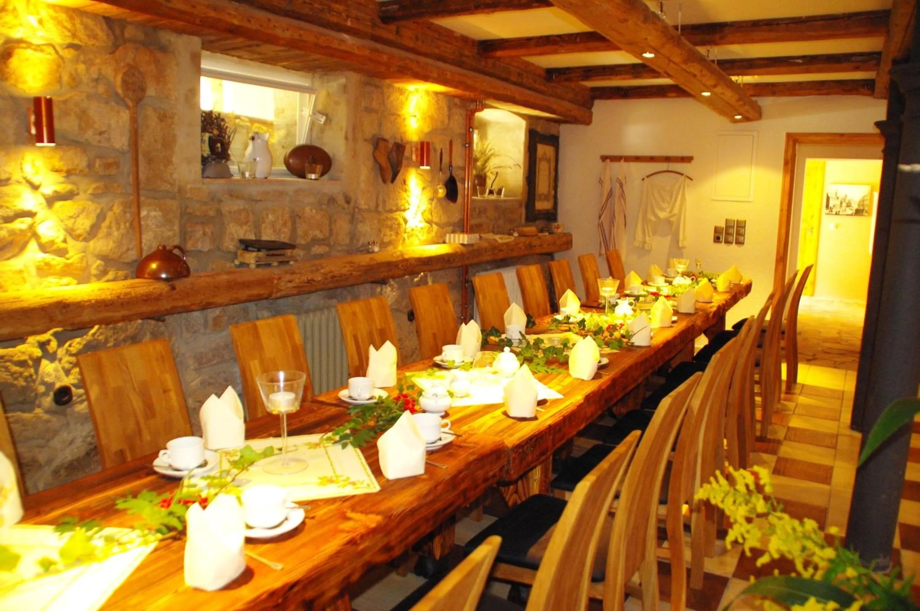 Dining area in Landhotel Heidekrug