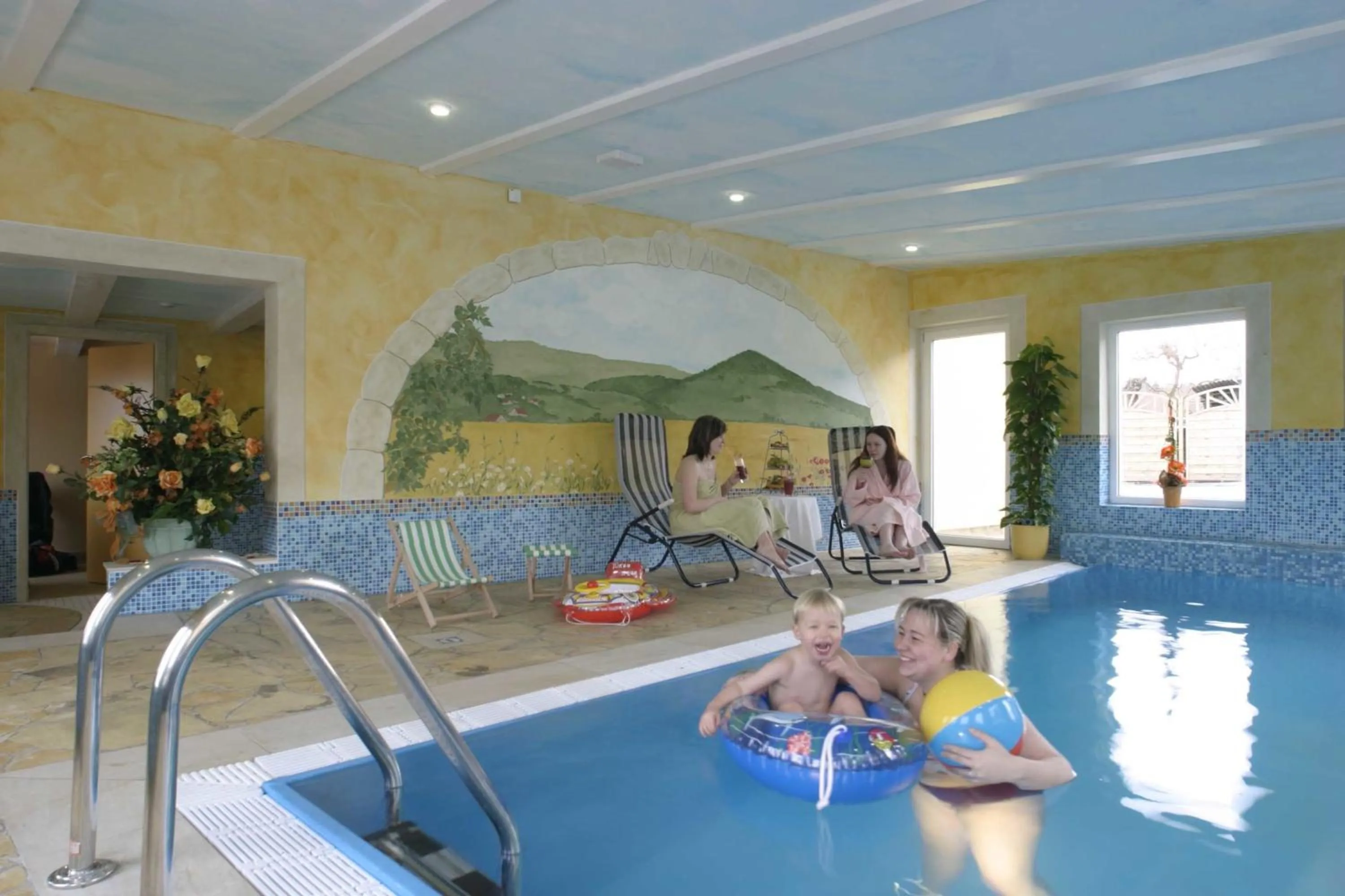 Swimming pool in Landhotel Heidekrug
