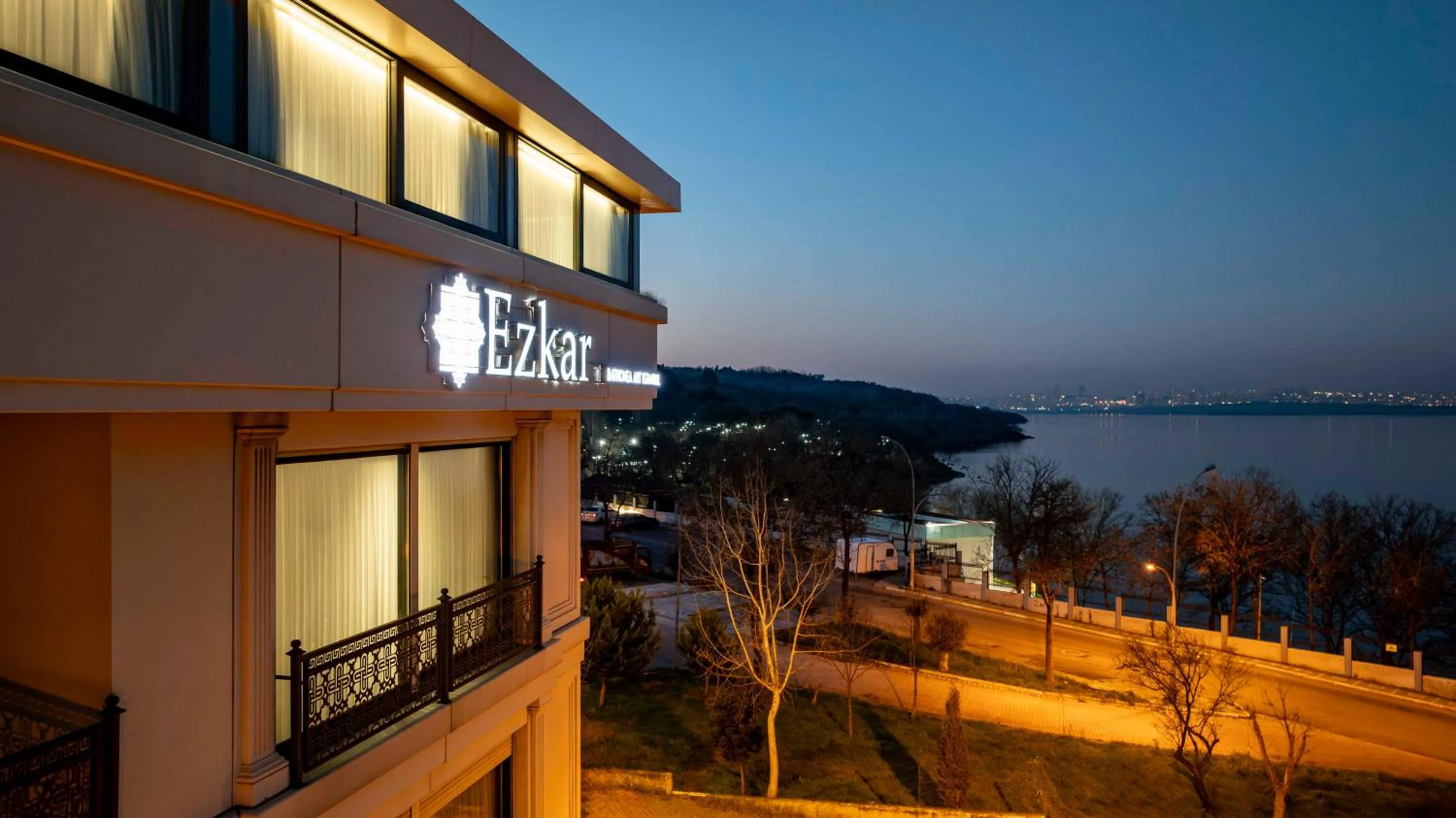 Property building in Ezkar Bathonea Art İstanbul Hotel