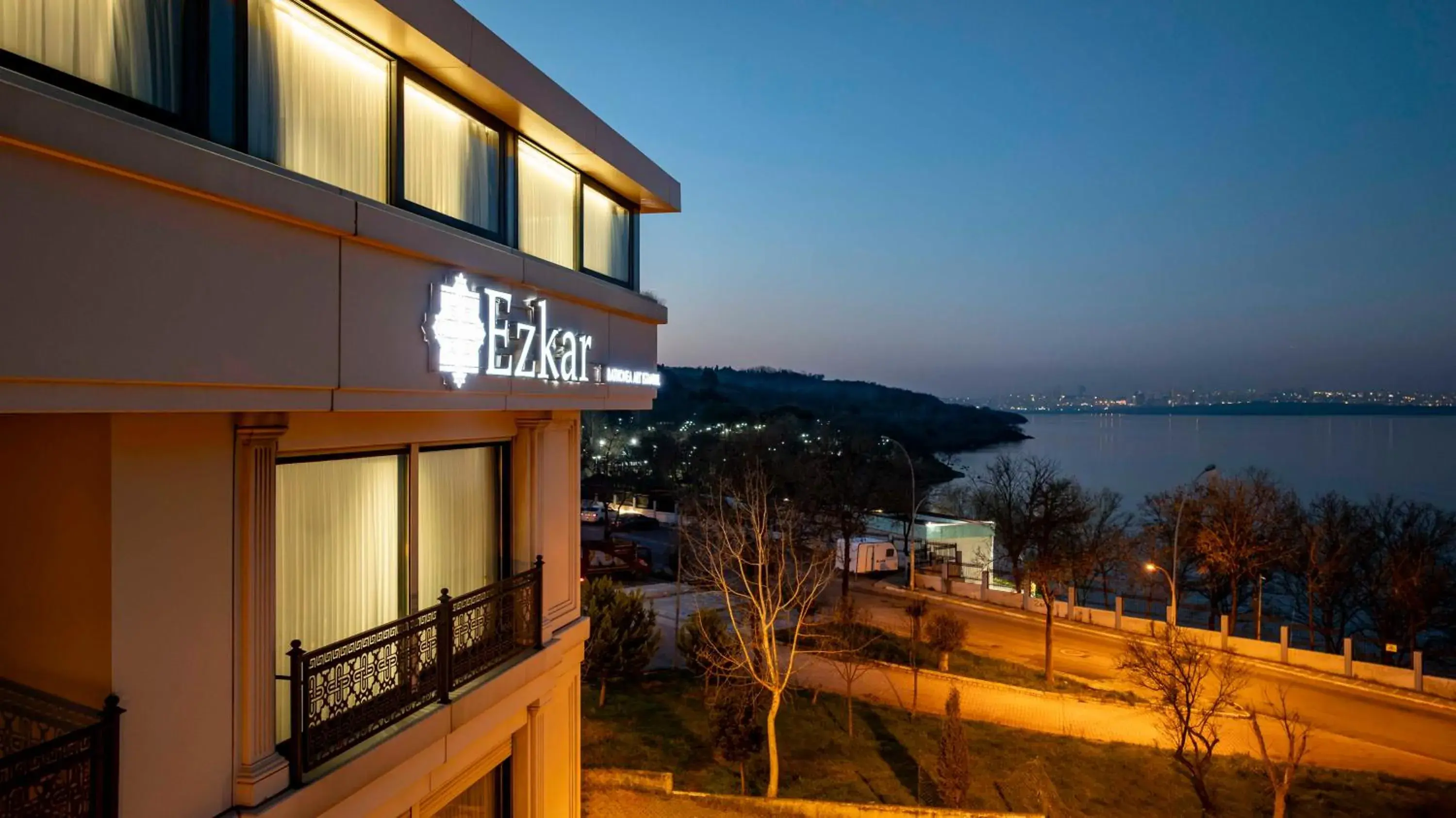 Property building in Ezkar Bathonea Art İstanbul Hotel Property building in Ezkar Bathonea Art İstanbul Hotel