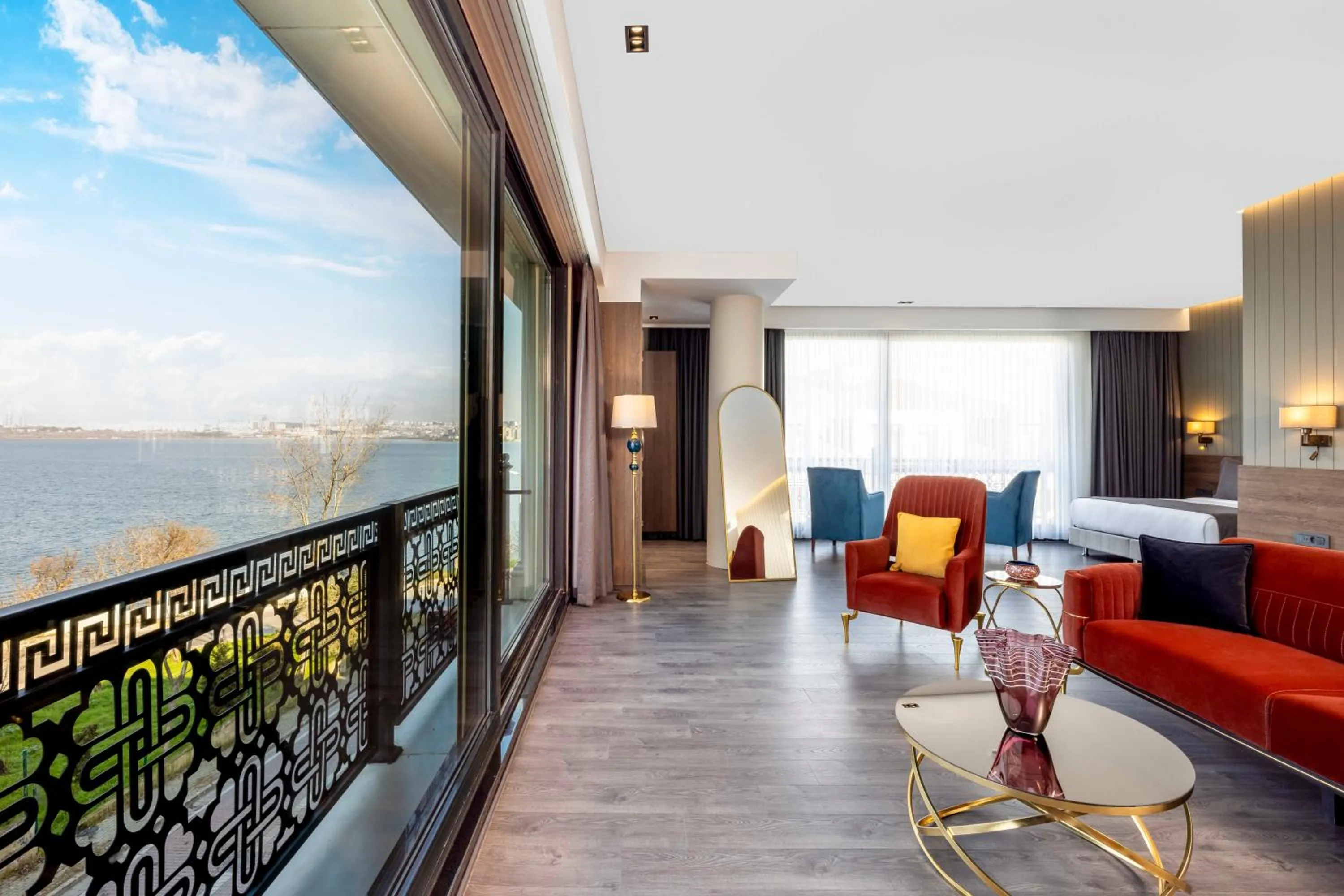 View (from property/room) in Ezkar Bathonea Art İstanbul Hotel