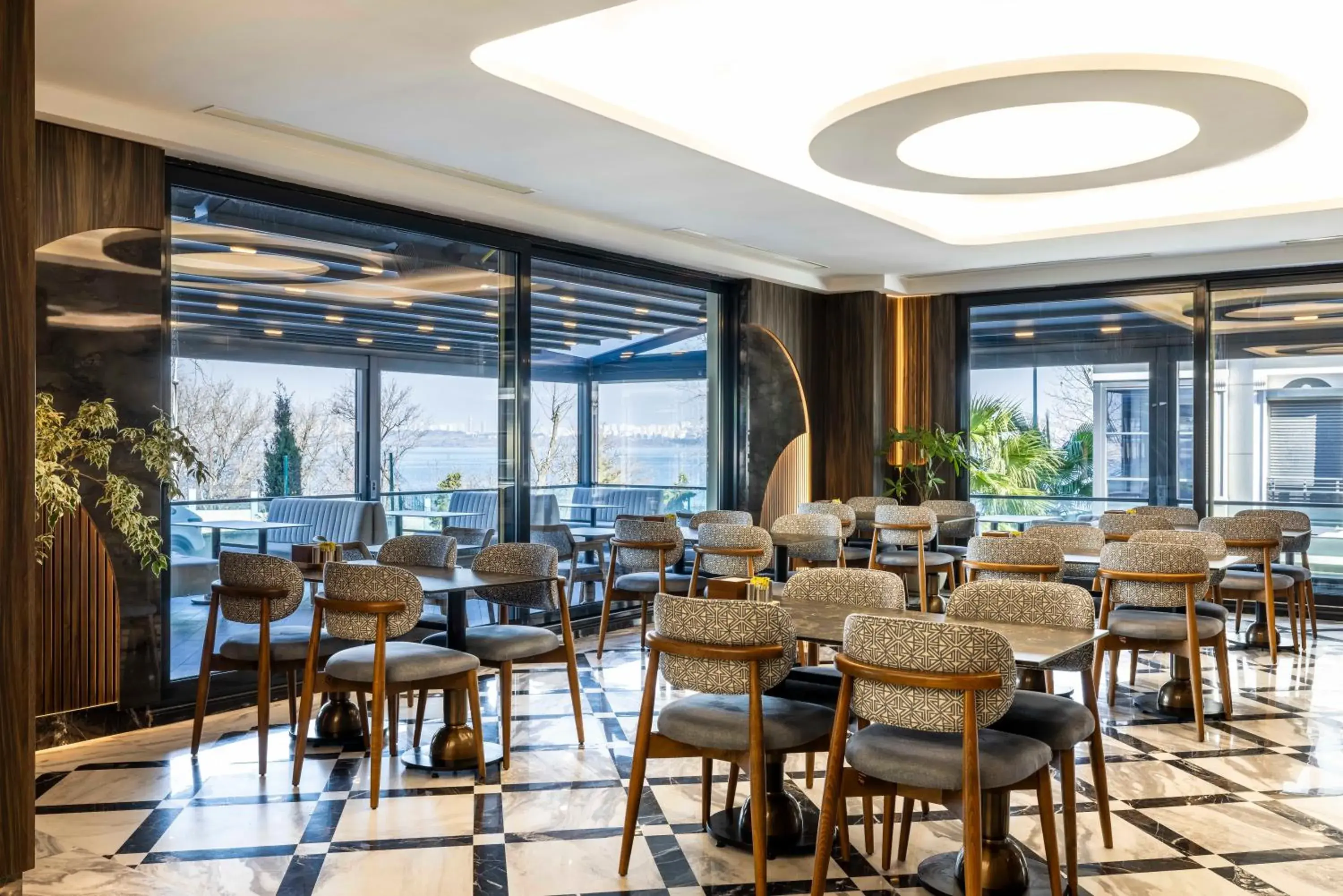 Restaurant/places to eat in Ezkar Bathonea Art İstanbul Hotel Restaurant/places to eat in Ezkar Bathonea Art İstanbul Hotel