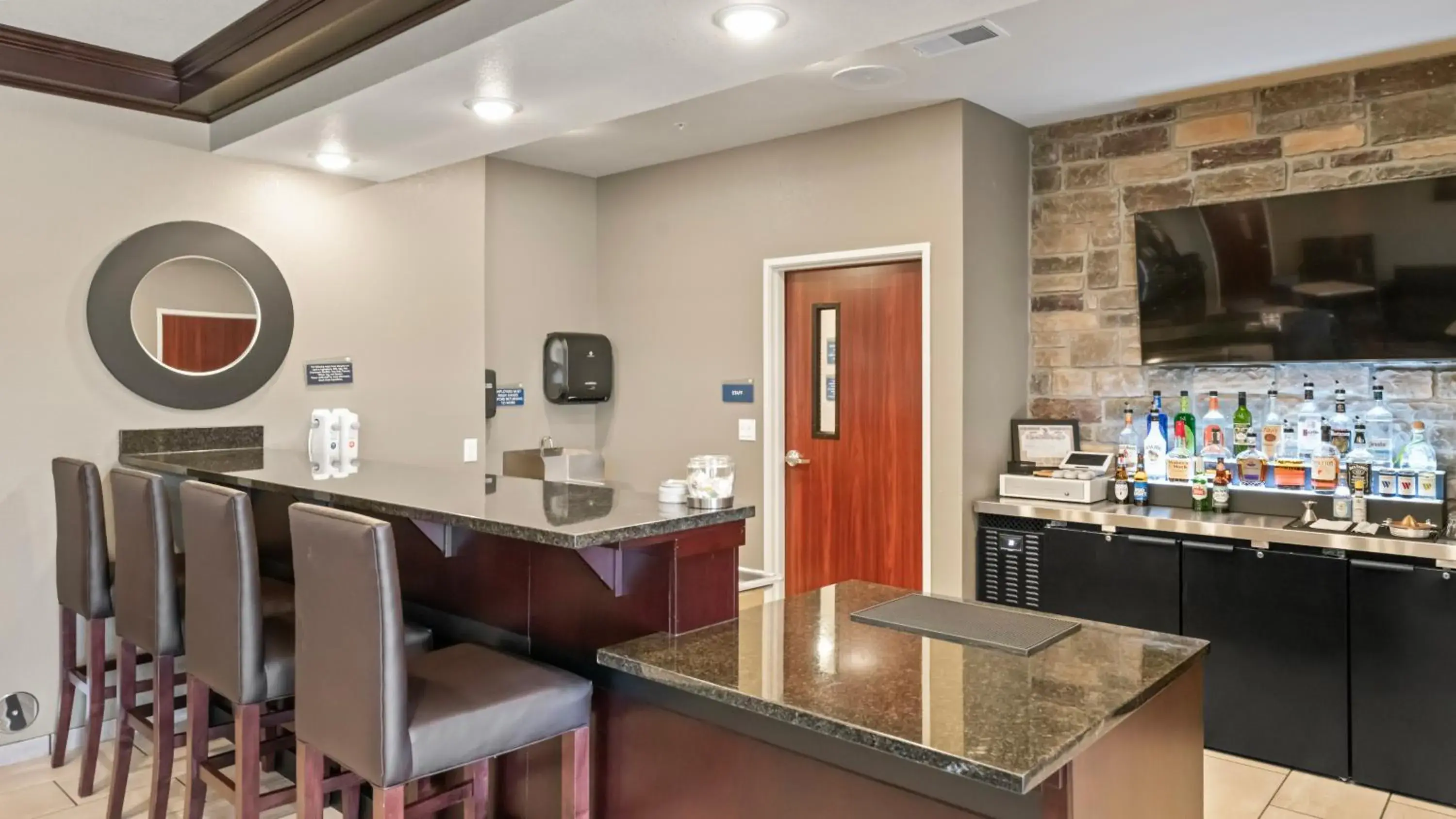 Lounge or bar in Cobblestone Inn & Suites - Julesburg Lounge or bar in Cobblestone Inn & Suites - Julesburg