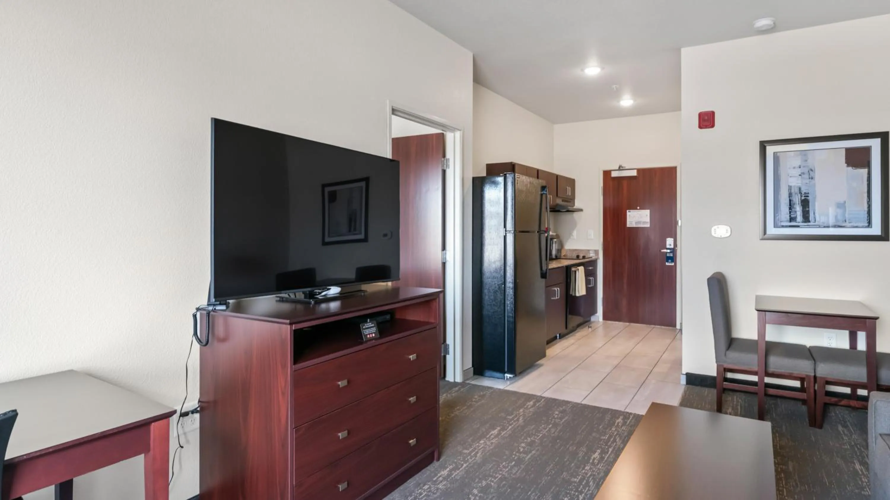 Kitchen or kitchenette in Cobblestone Inn & Suites - Julesburg