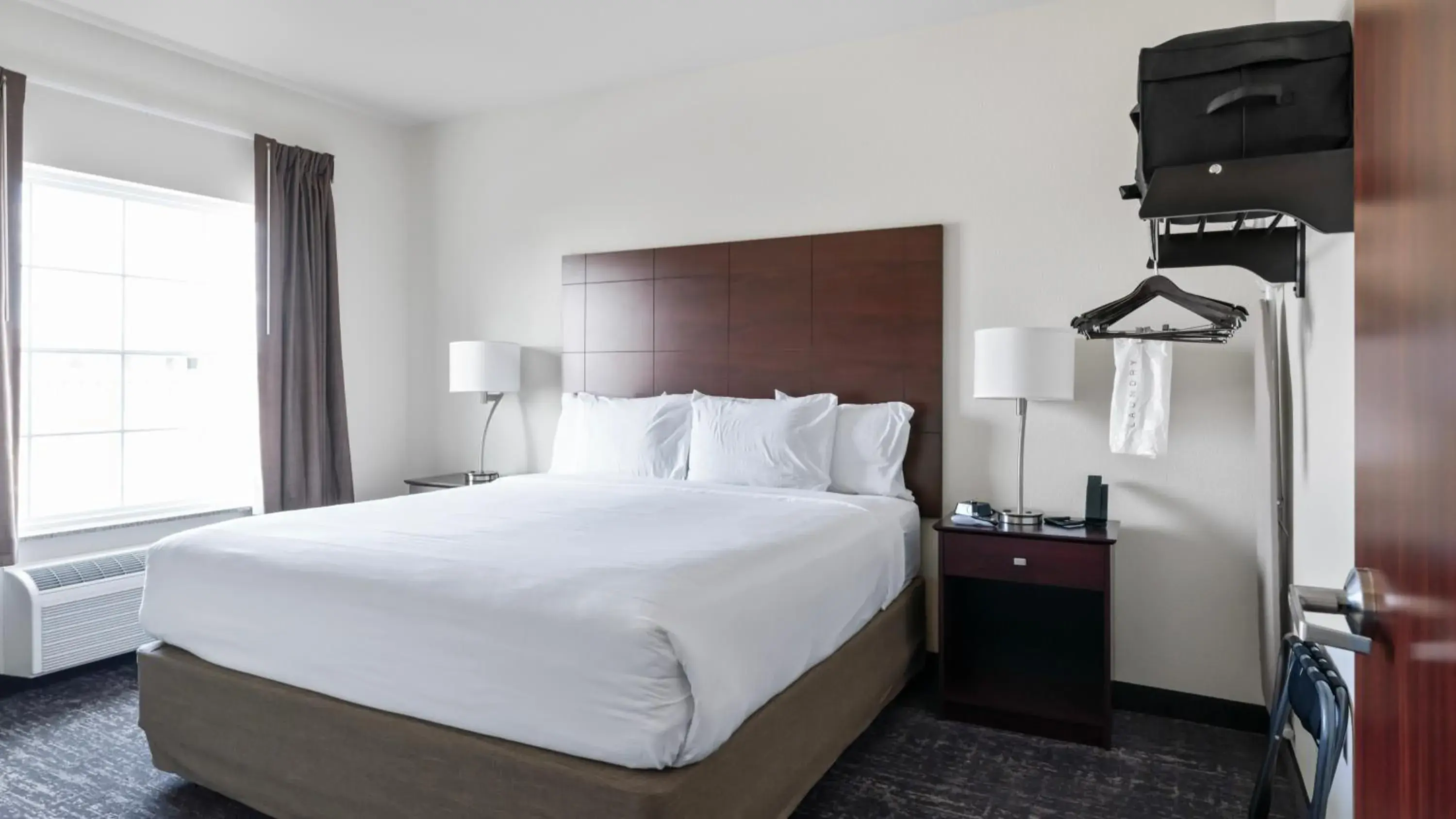 Bed in Cobblestone Inn & Suites - Julesburg Bed in Cobblestone Inn & Suites - Julesburg