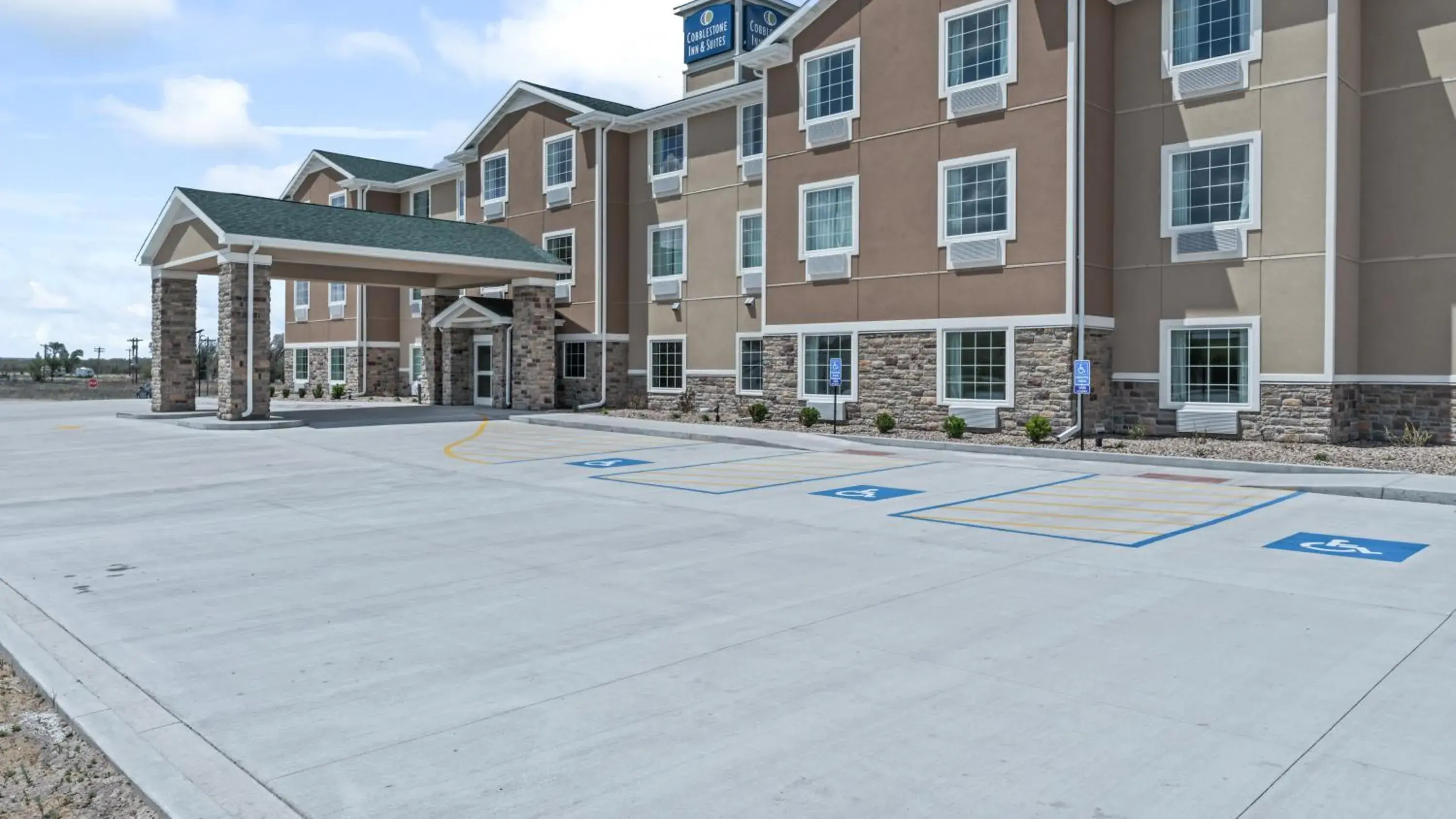 Property building in Cobblestone Inn & Suites - Julesburg Property building in Cobblestone Inn & Suites - Julesburg