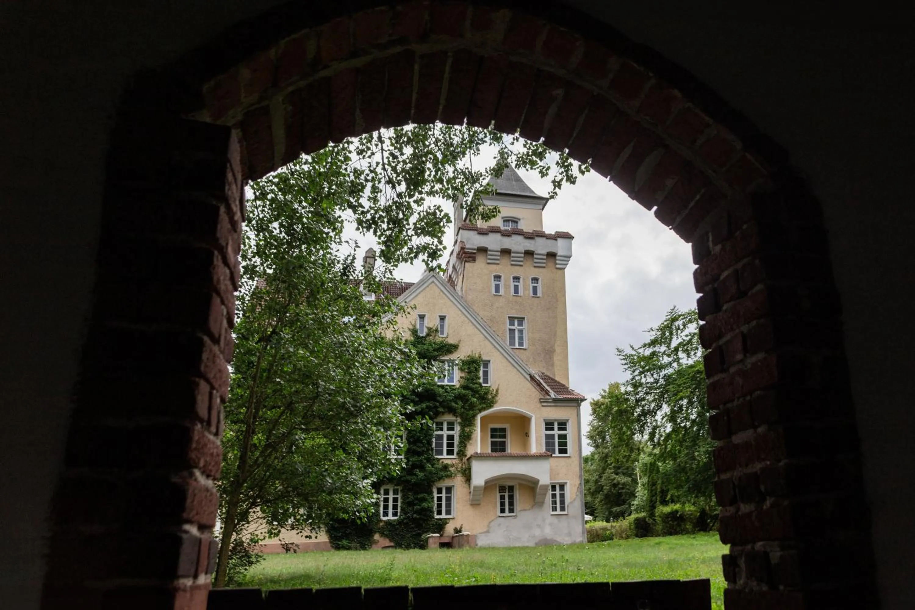 Property building in Zamek Nowęcin