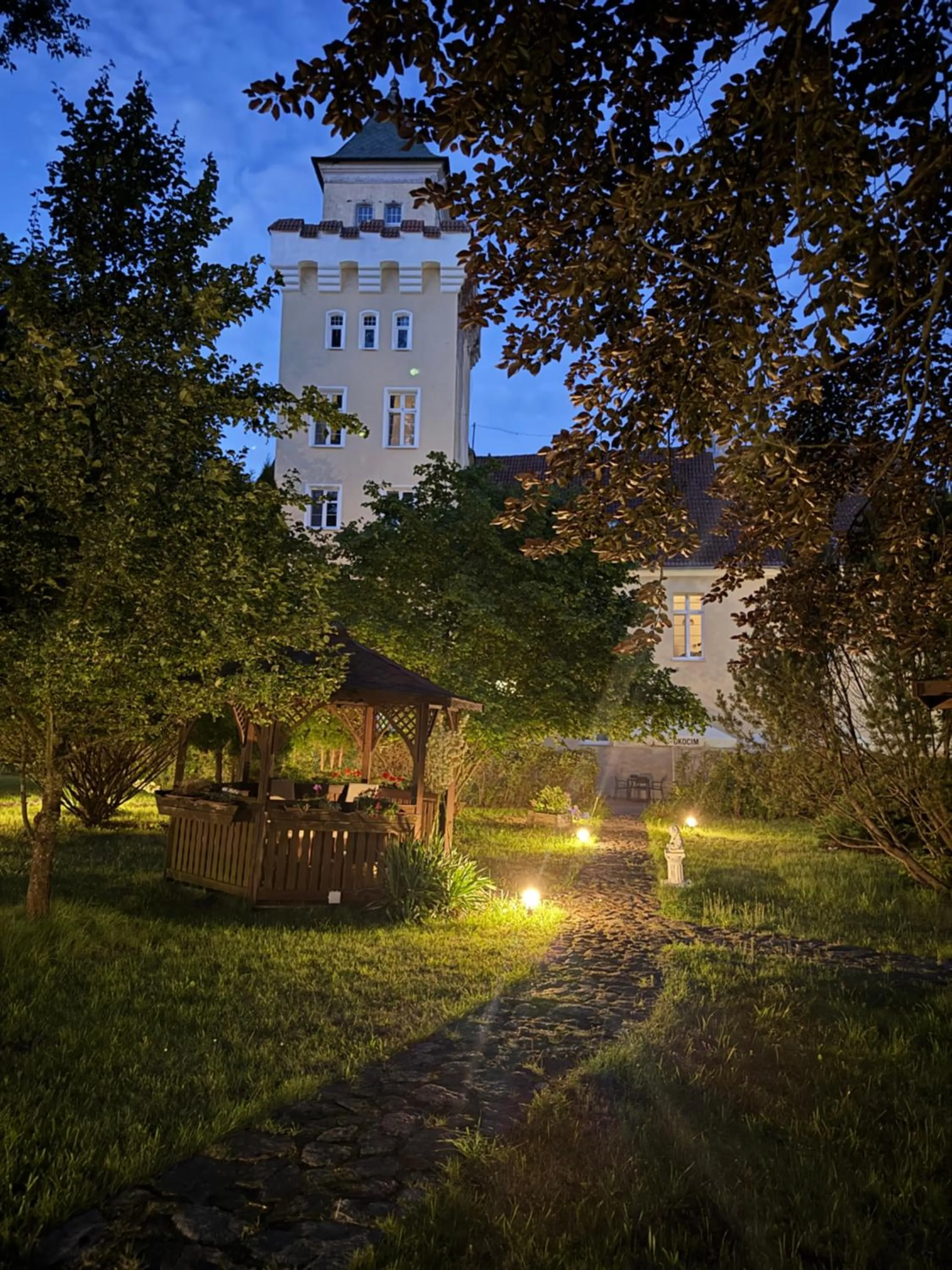 Spring in Zamek Nowęcin