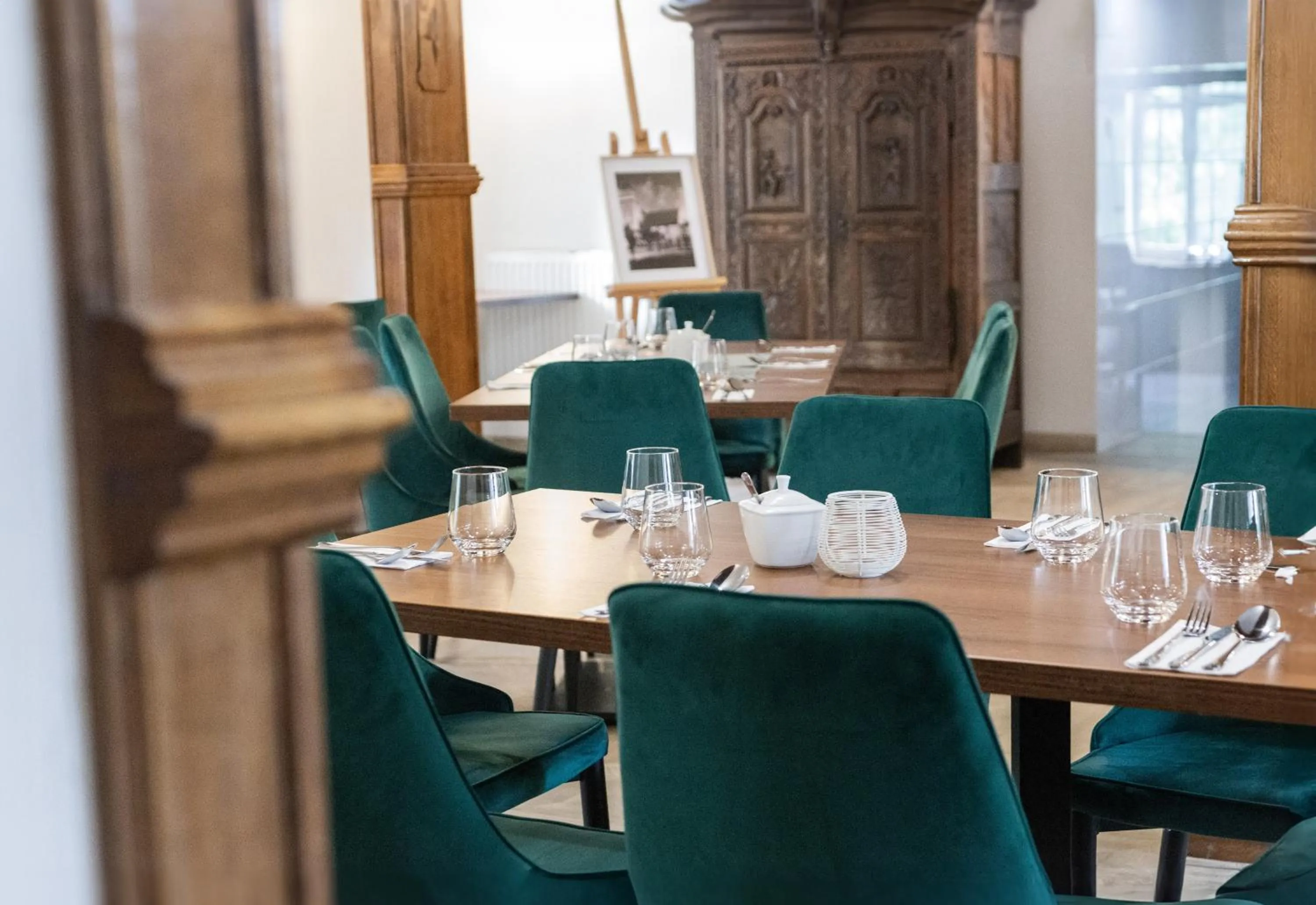 Restaurant/places to eat in Zamek Nowęcin