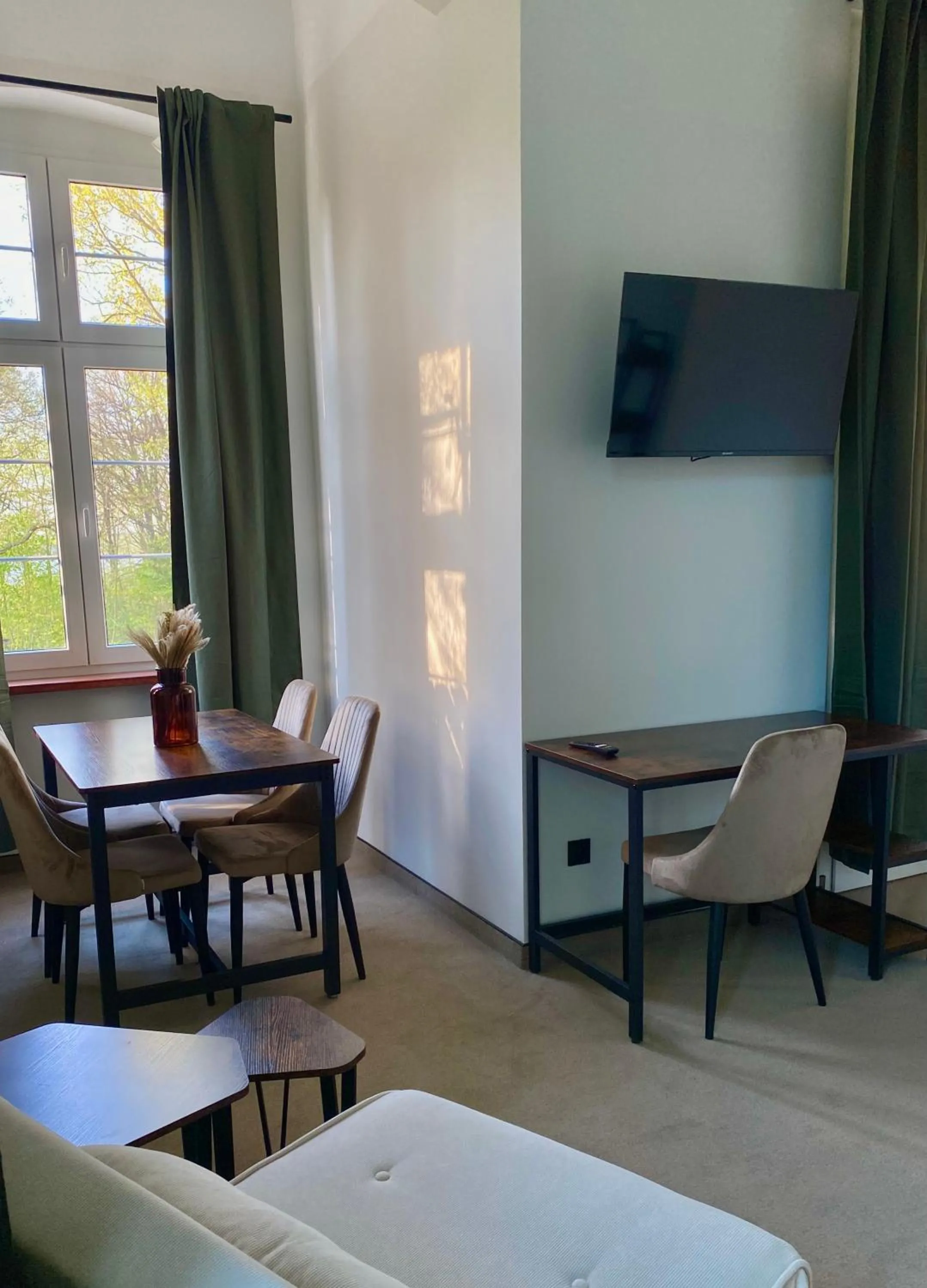 View (from property/room), Bed in Zamek Nowęcin