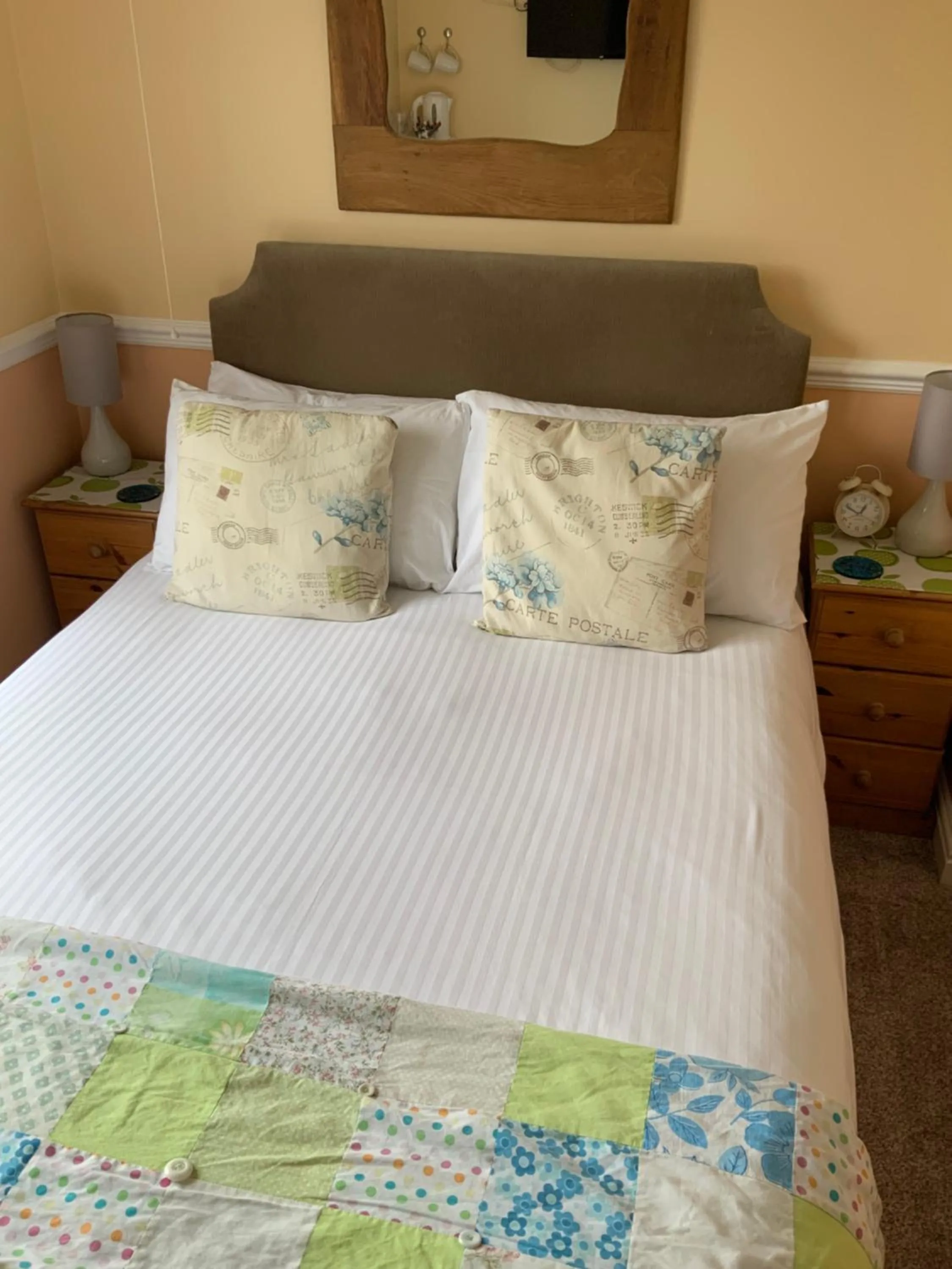 Bed in Green Apple Bed and Breakfast