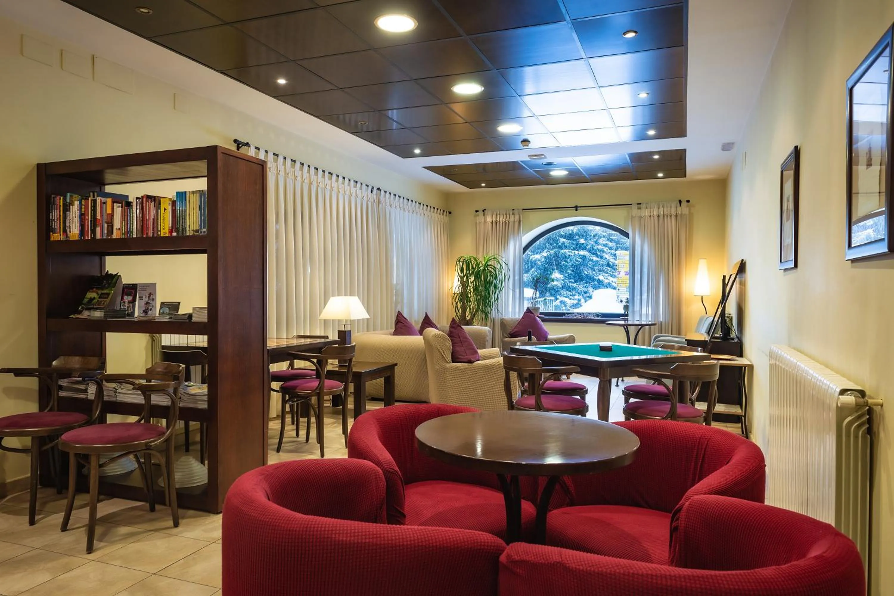 Lounge or bar in Hotel Valle De Izas
