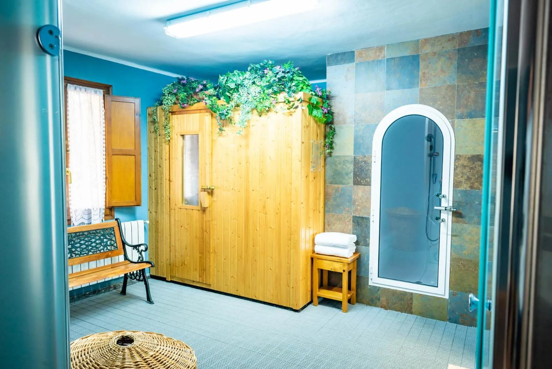 Sauna in Hotel Valle De Izas