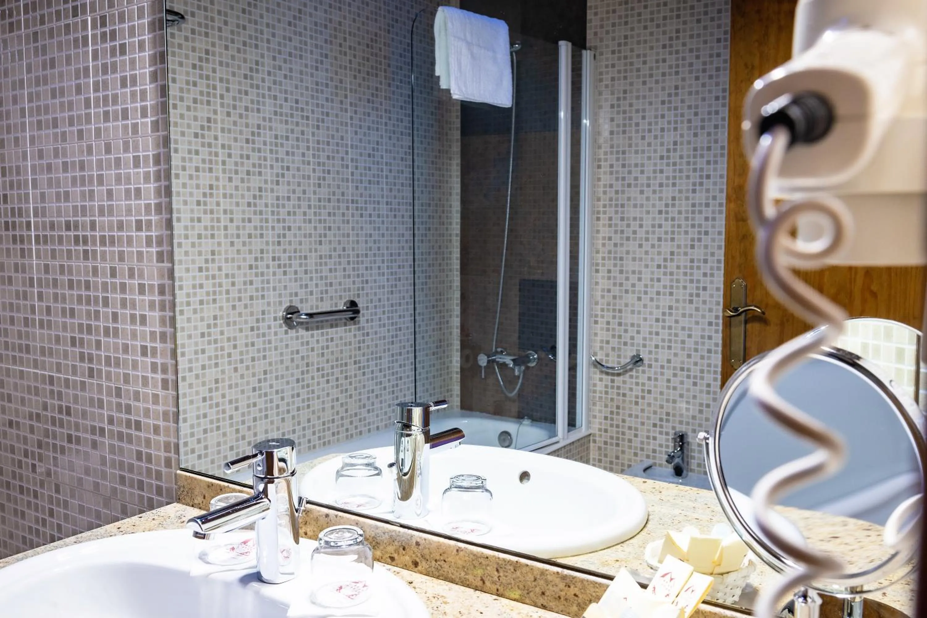 Bathroom in Hotel Valle De Izas