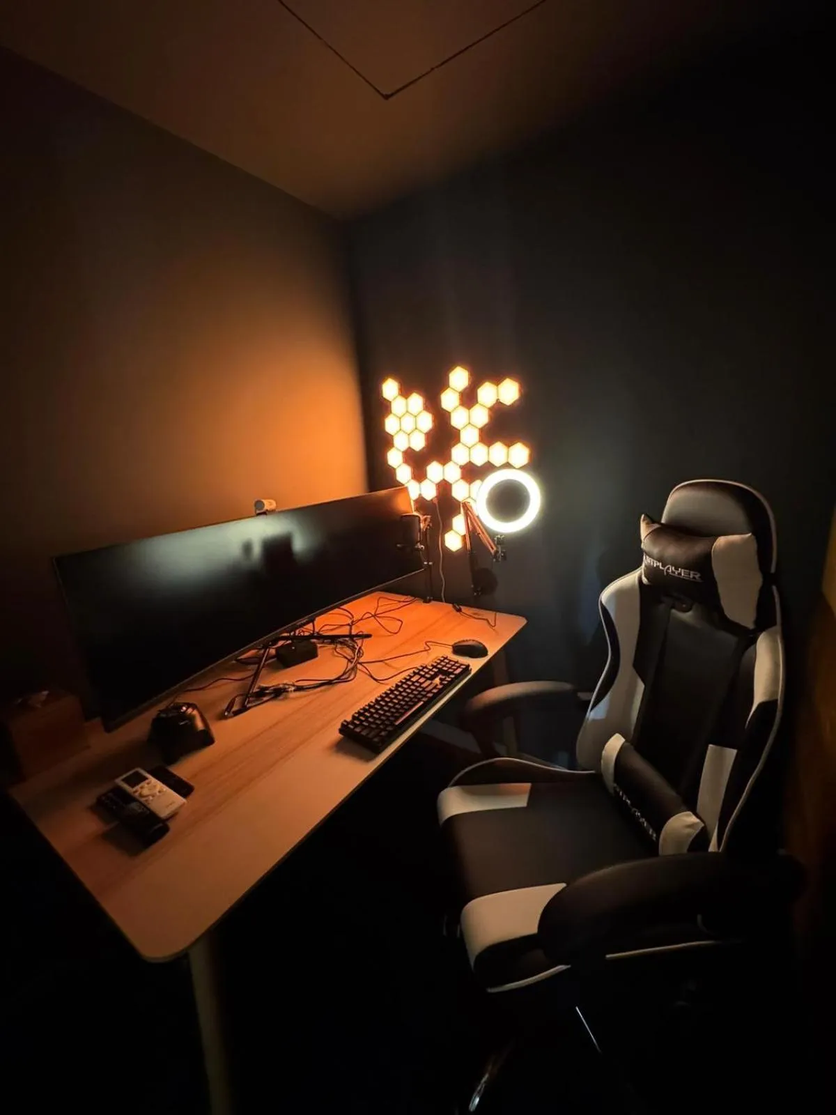 TV and multimedia in Metro Art Hotel