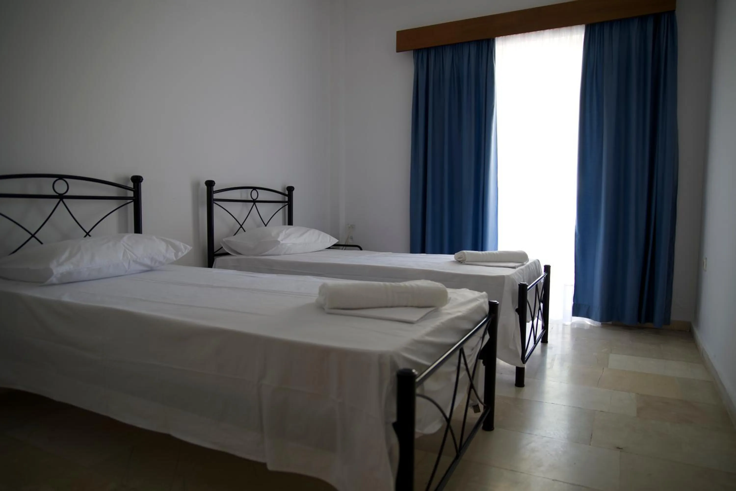 Kavos Central Gardens