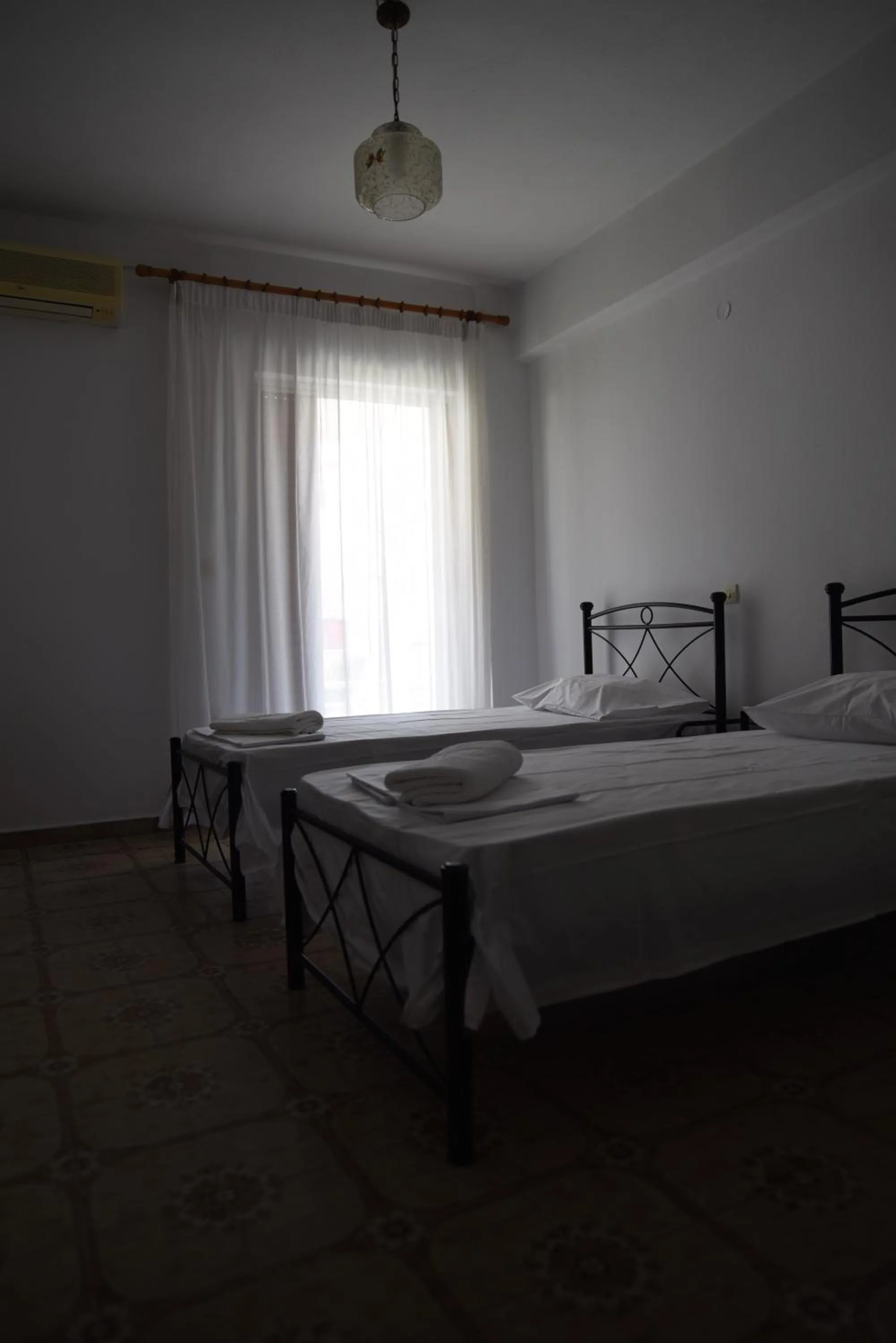 Kavos Central Gardens