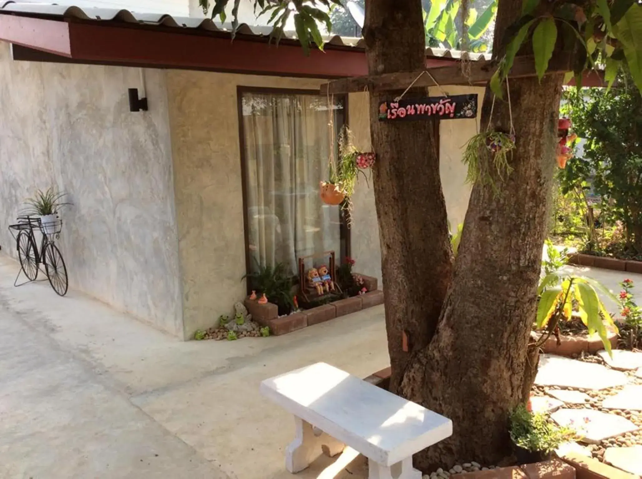 Photo of the whole room in BaanChompooAmphawa Photo of the whole room in BaanChompooAmphawa