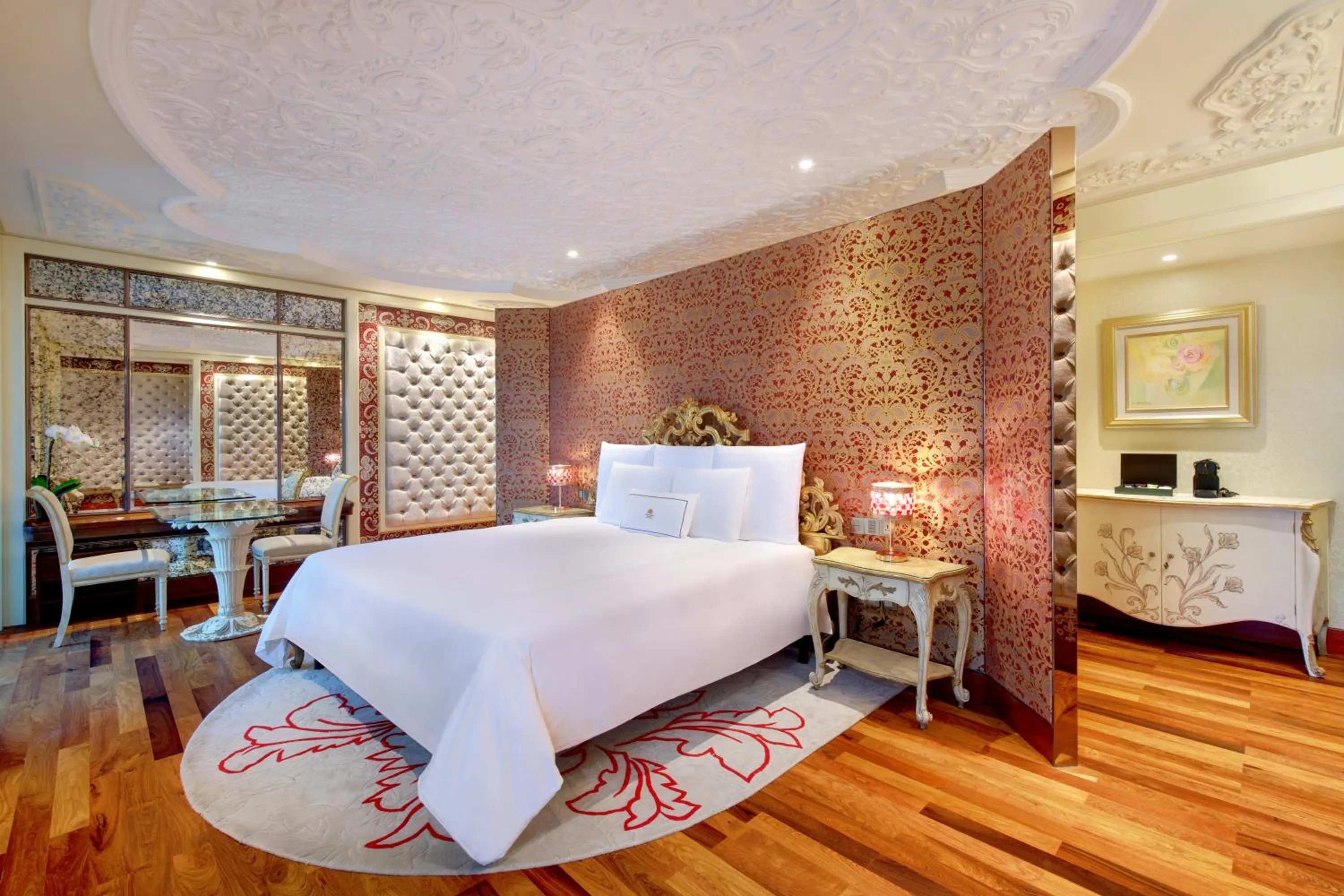 Bed in The Reverie Saigon