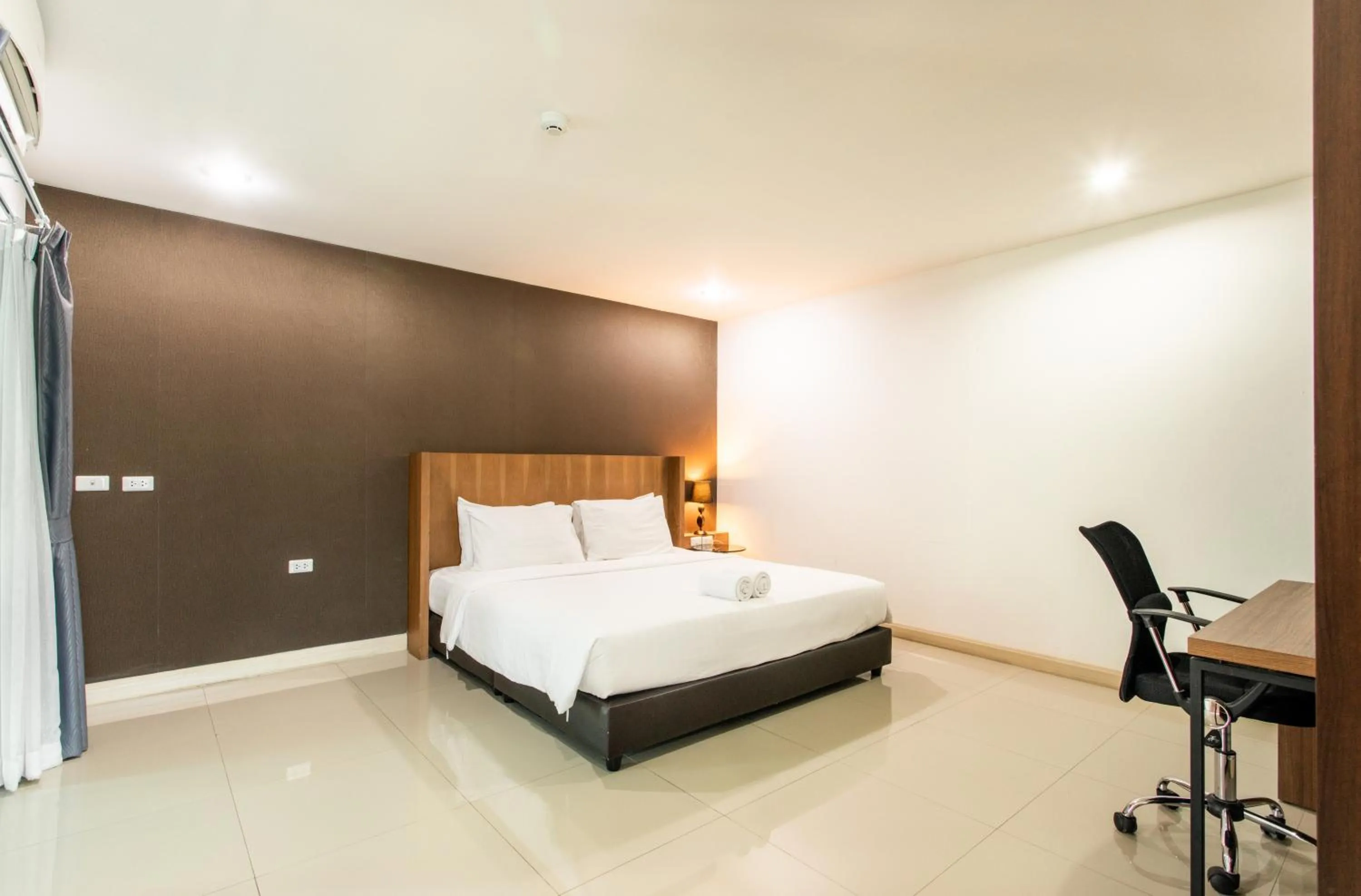 Bed in Jira Boutique Residence