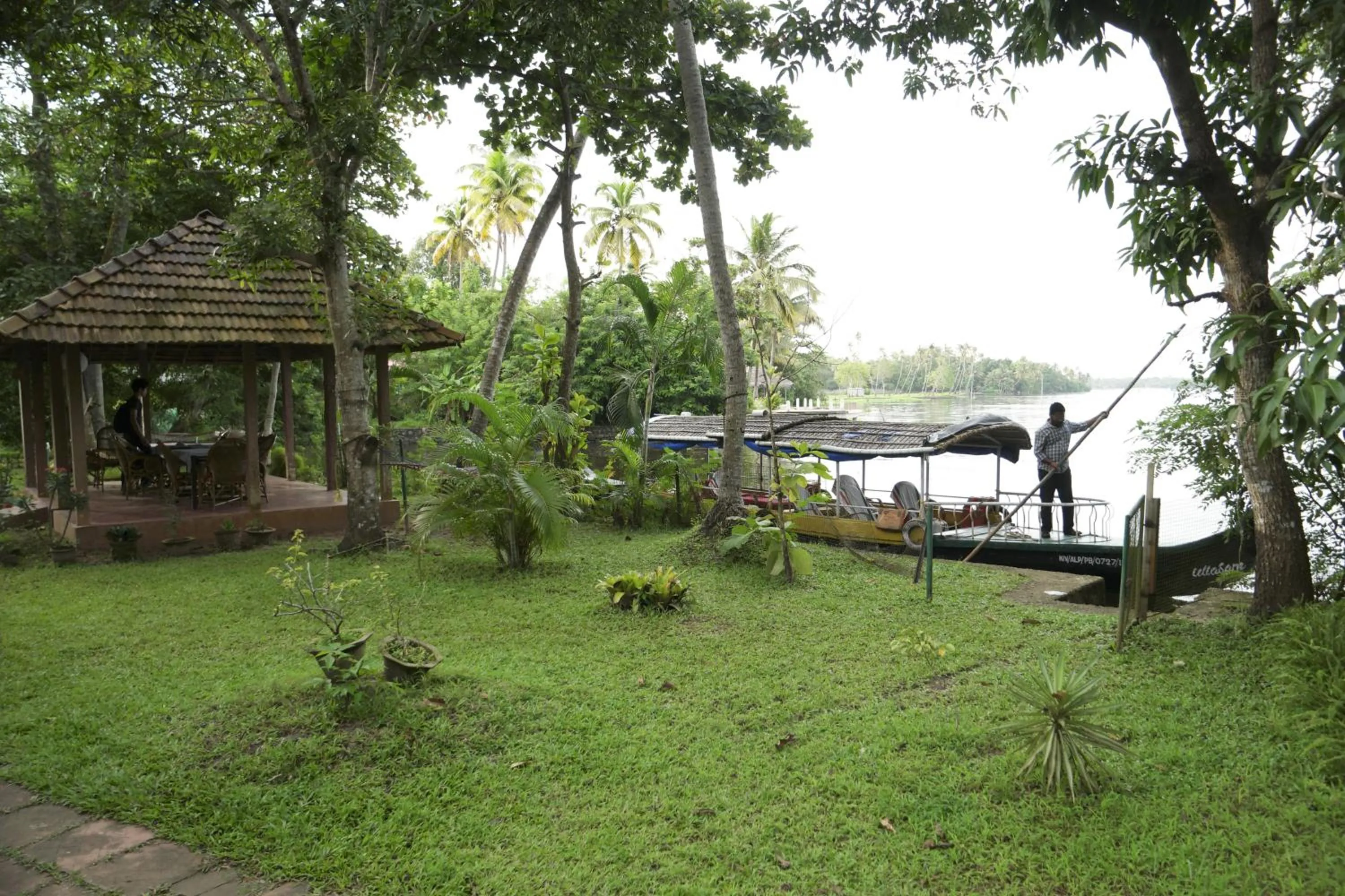 Entertainment in Lovedale Lakeside Homestay