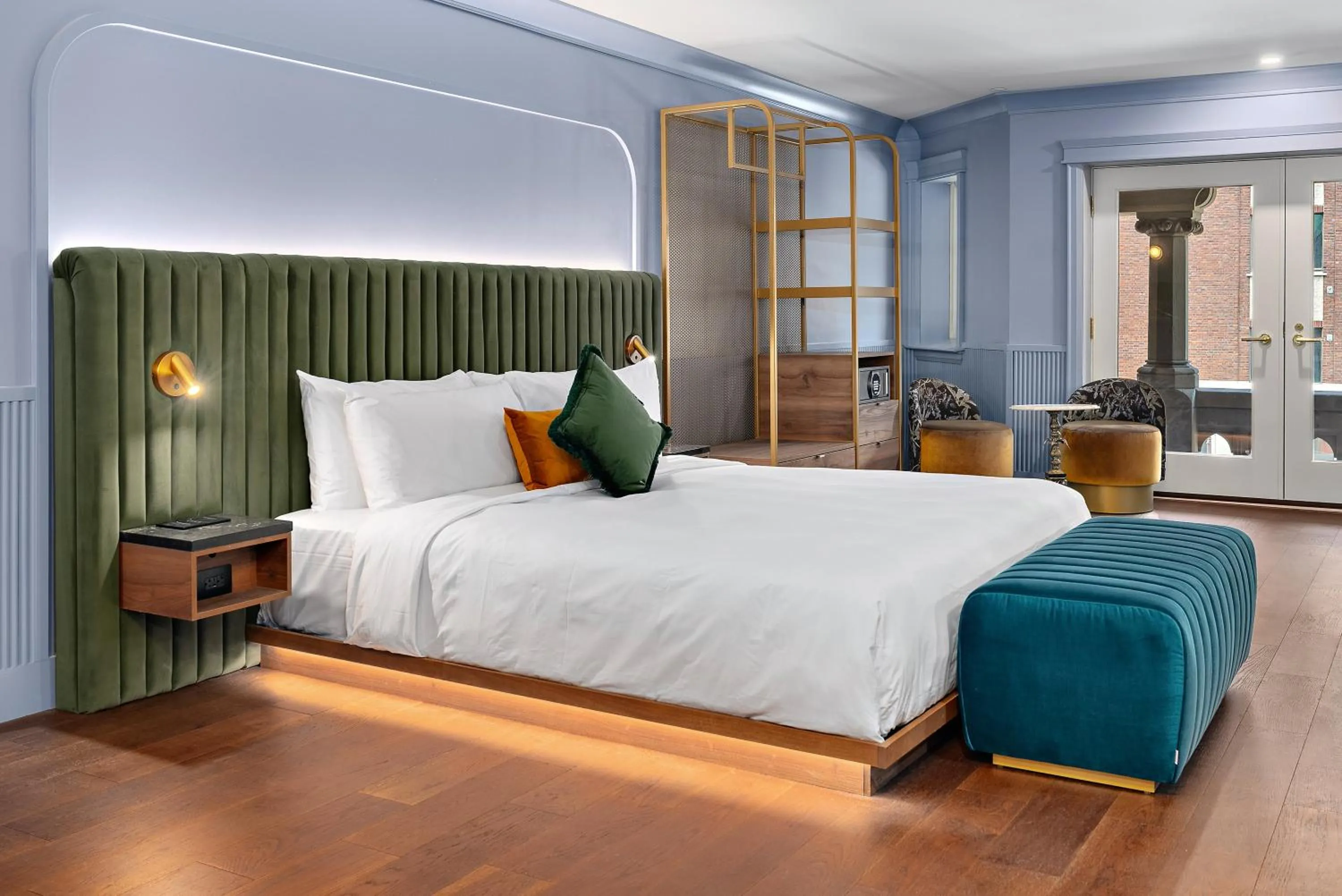 Photo of the whole room, Bed in Hôtel Maurice
