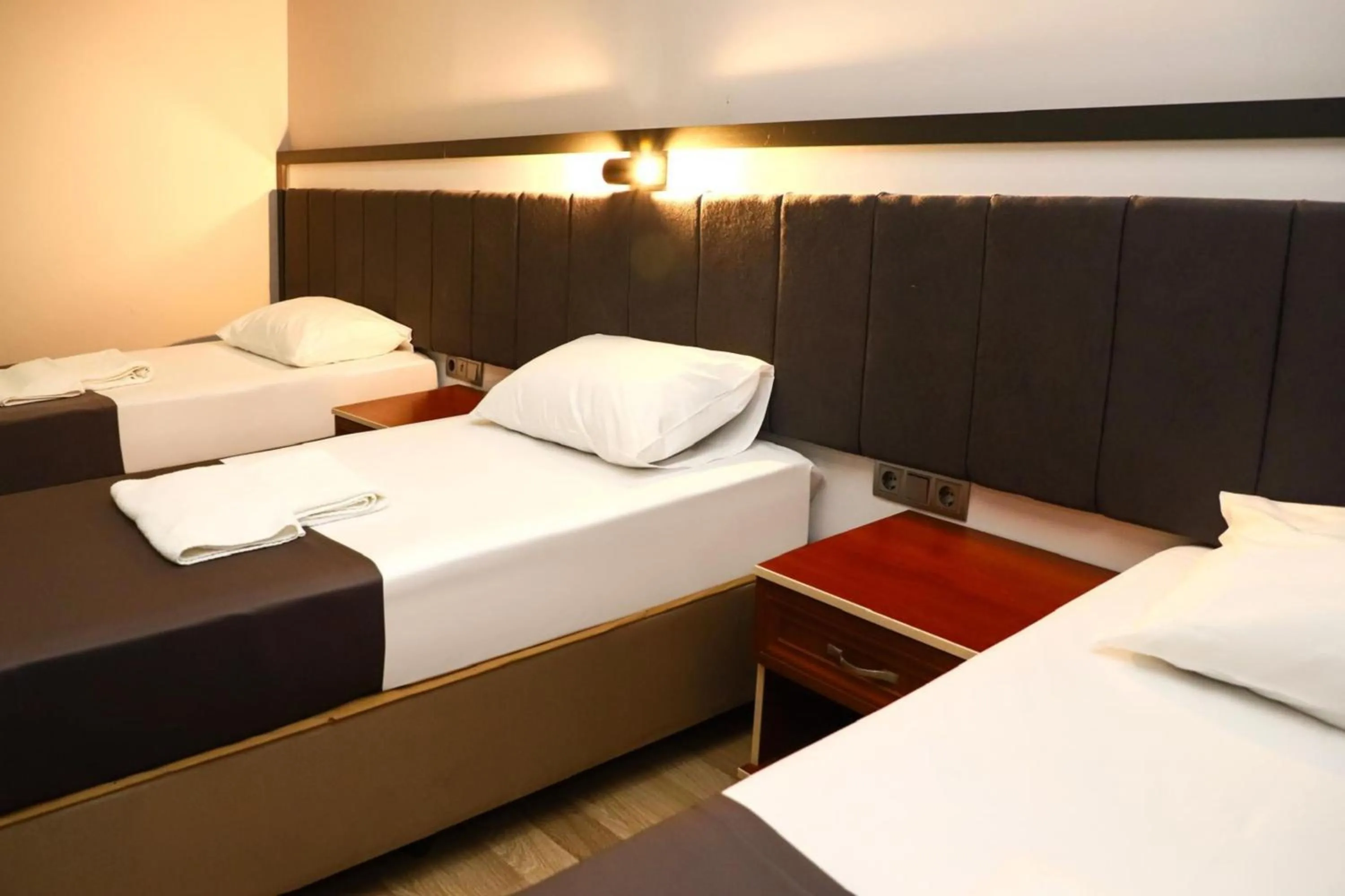 Photo of the whole room, Bed in Yıldız Moonlight Hotel Trabzon
